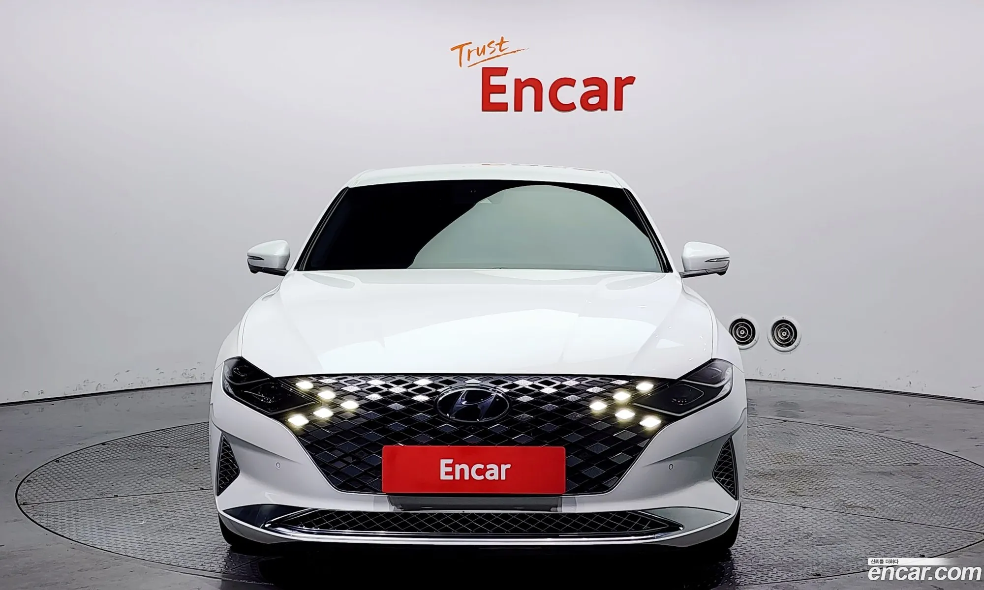 Hyundai Grandeur Vi 25 2020 - фотография 12066329
