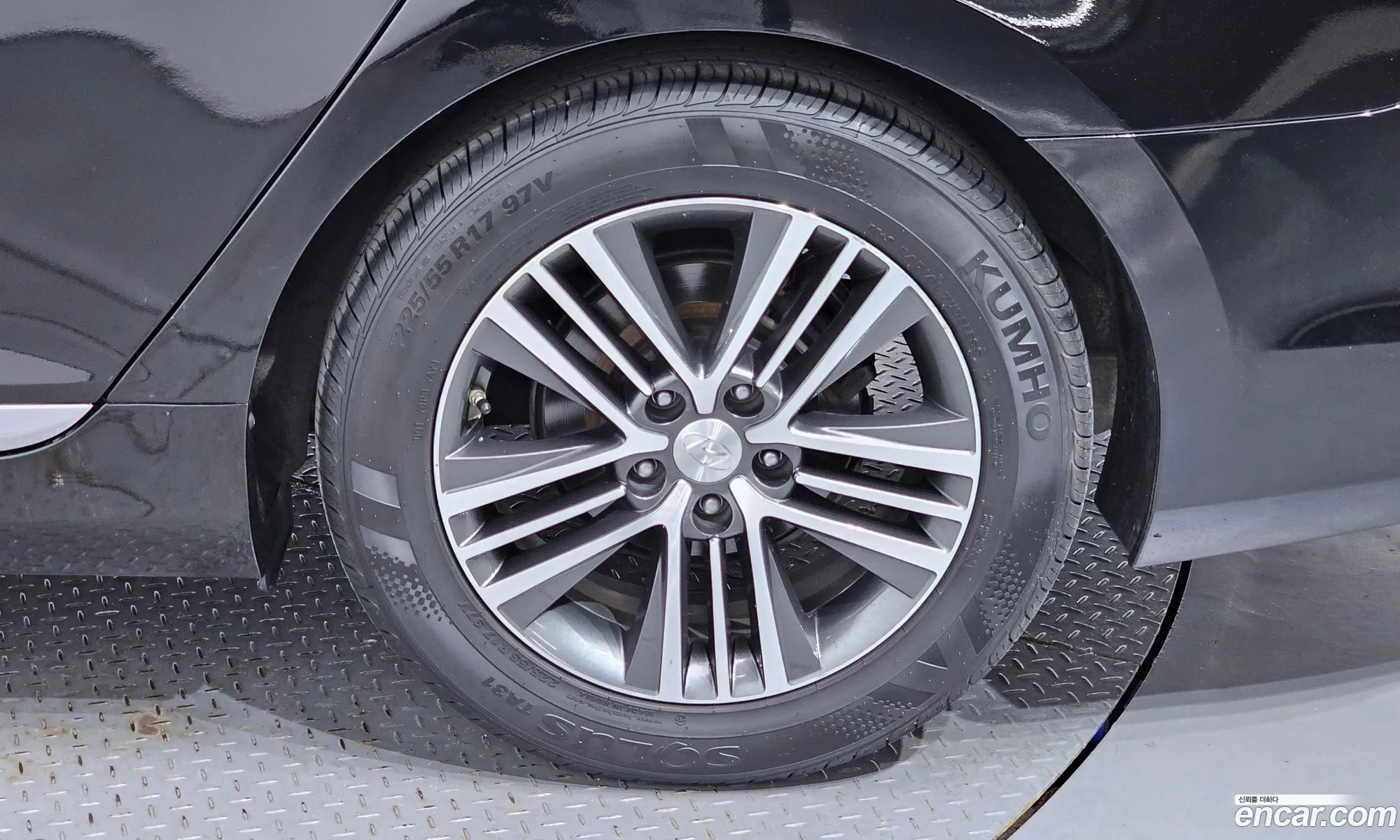 Hyundai Grandeur V Hg240 Modern 2013 - фотография 16833617