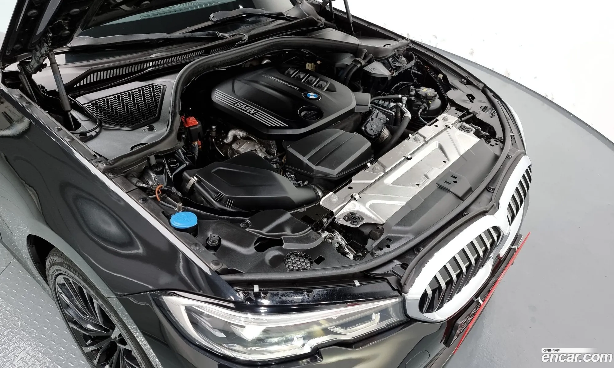 BMW 3 Series G20 320D xDrive Luxury - фотография 12543932