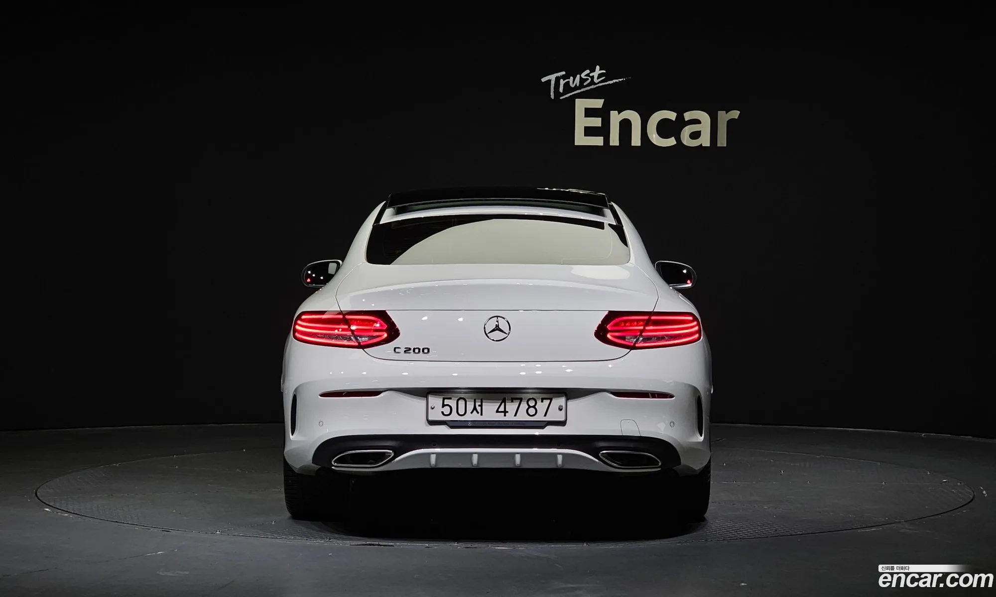 Mercedes C-Class W205 C200 Coupe - фотография 13979860