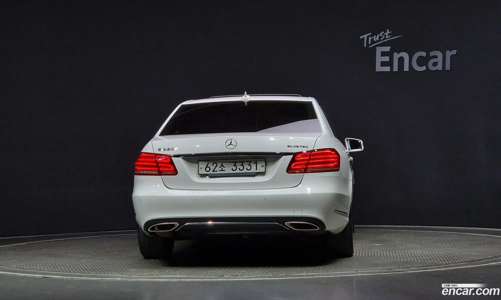 Mercedes-Benz E-Klasse E220 Cdi Avantgarde 2016 - фотография 12023566