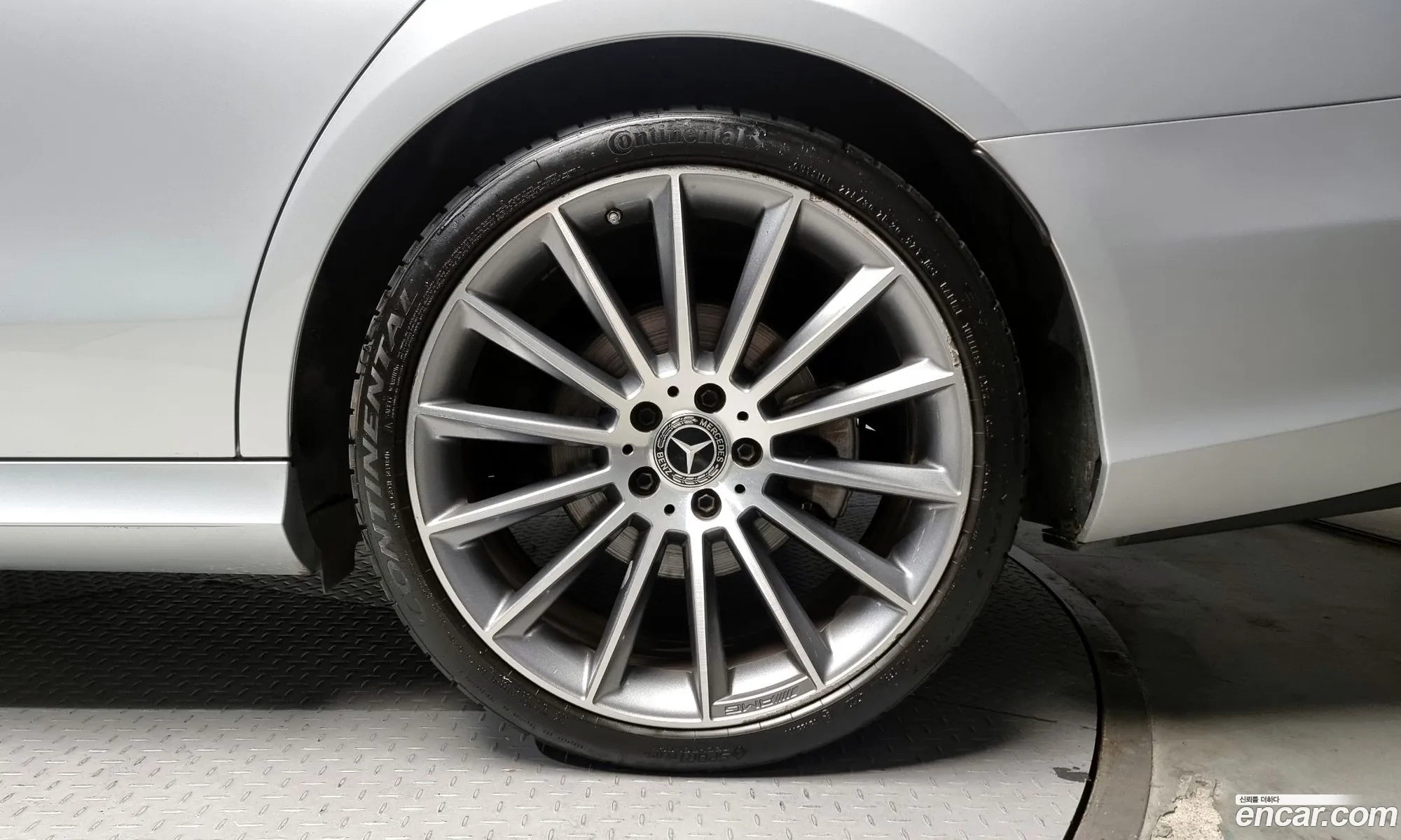 Mercedes-Benz E-Klasse V W213 S213 C238 E300 4Matic Amg Line 2018 - фотография 12518583