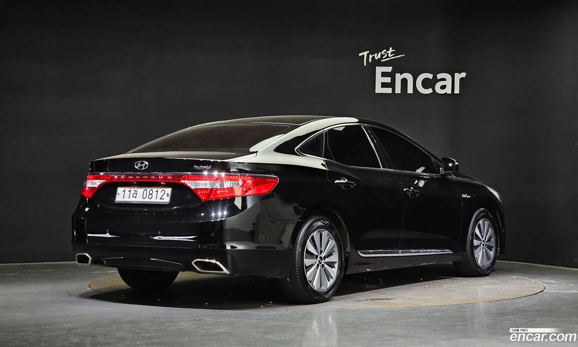 Hyundai Grandeur Premium 2015 - фотография 15907596