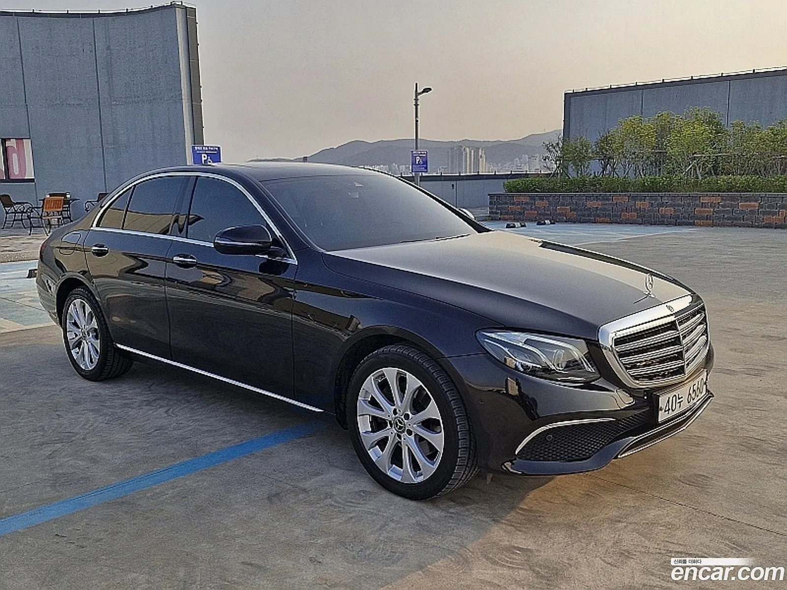 Benz E-Class W213 E220D 4Matic Exclusive - фотография 13674665