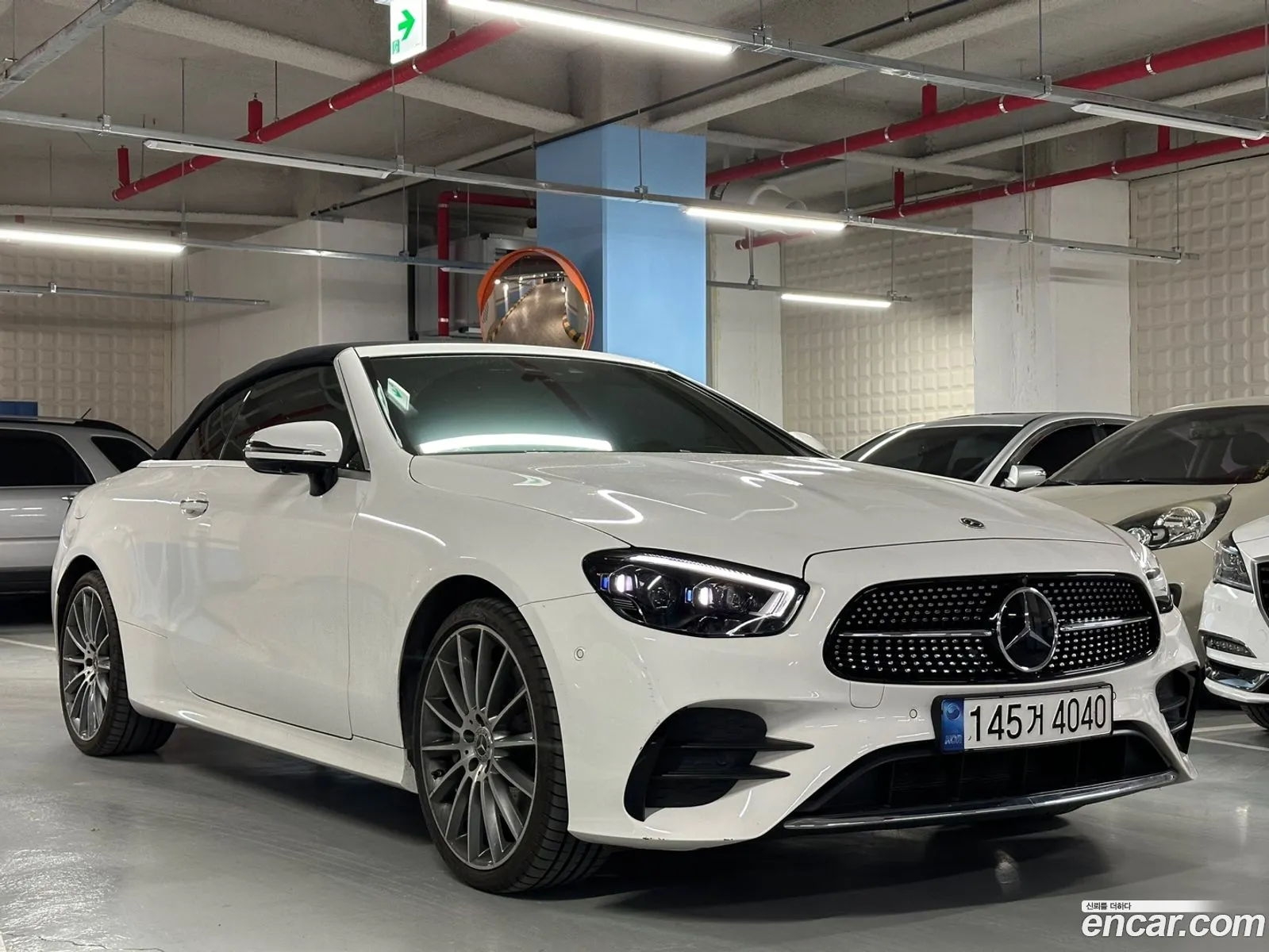 Benz E-Class W213 E450 4Matic Cabriolet - фотография 12388921