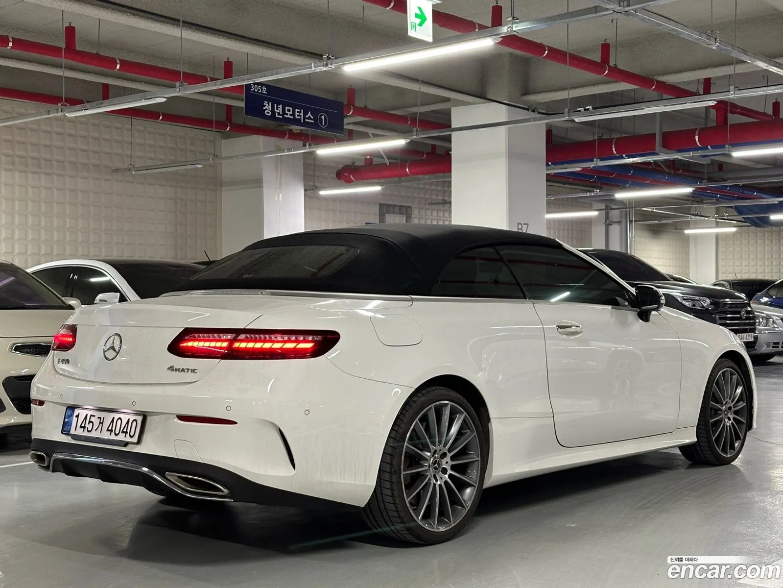 Benz E-Class W213 E450 4Matic Cabriolet - фотография 12388922
