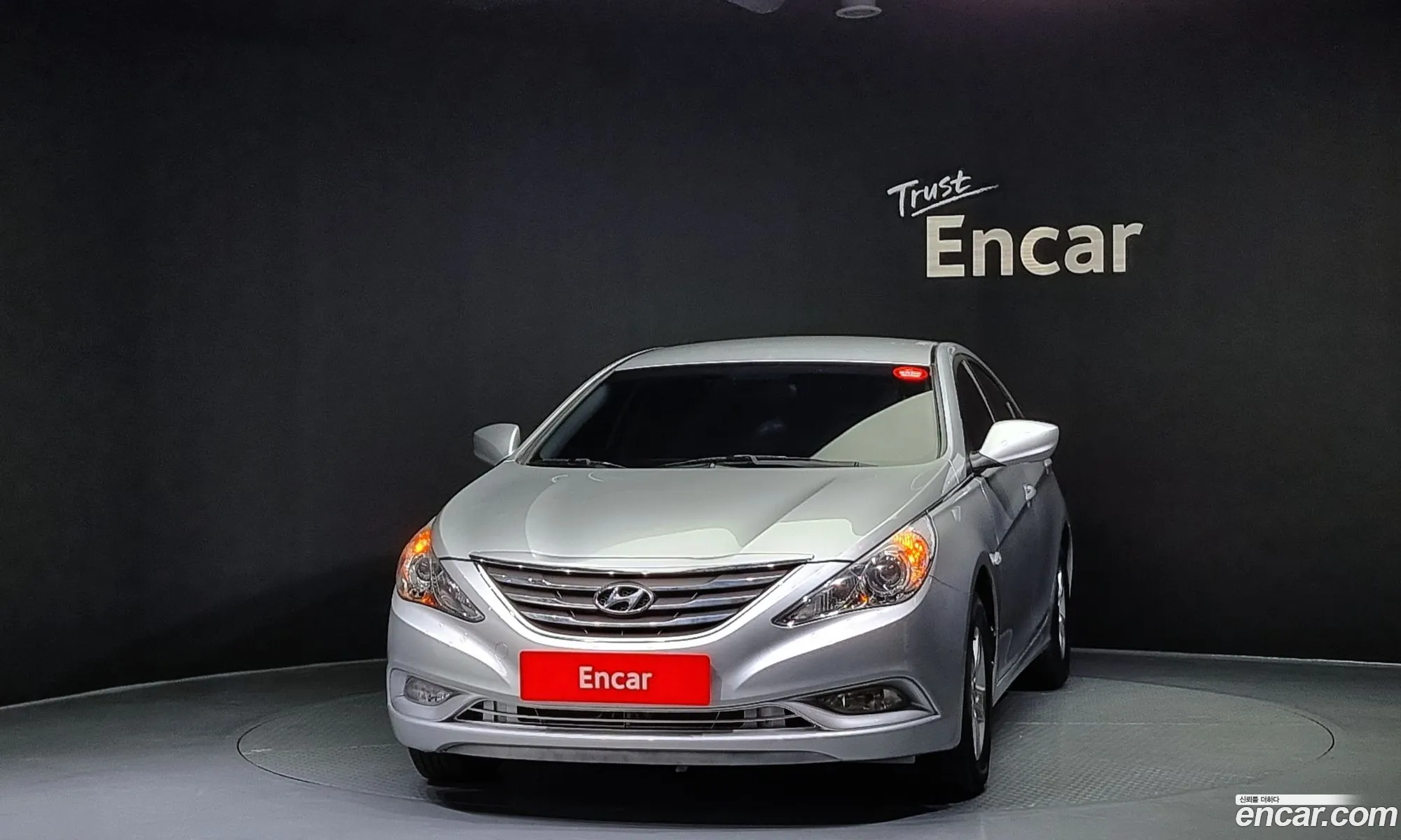 Hyundai Sonata Lpi Deluxe 2012 - фотография 11983153