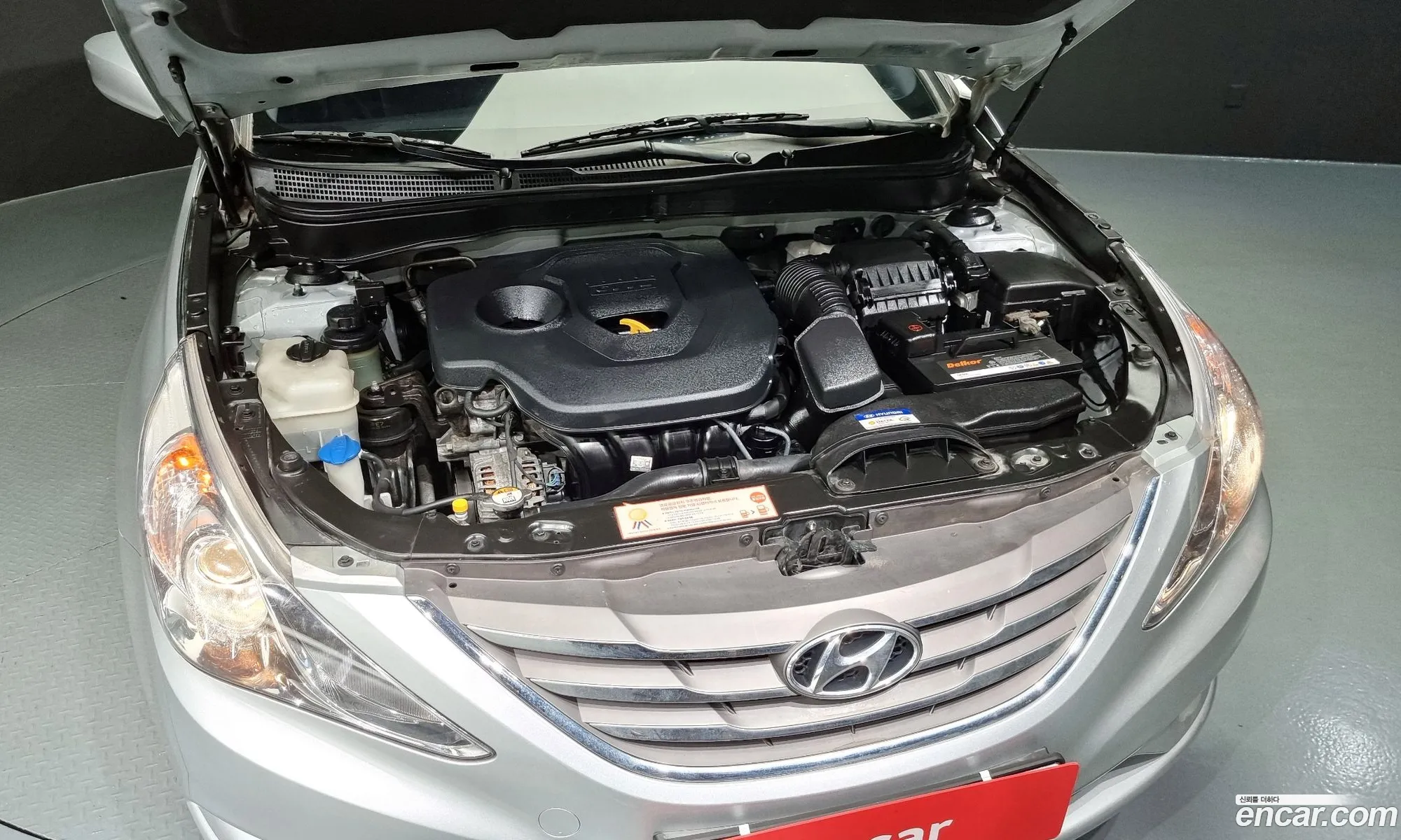 Hyundai Sonata Lpi Deluxe 2012 - фотография 11983156