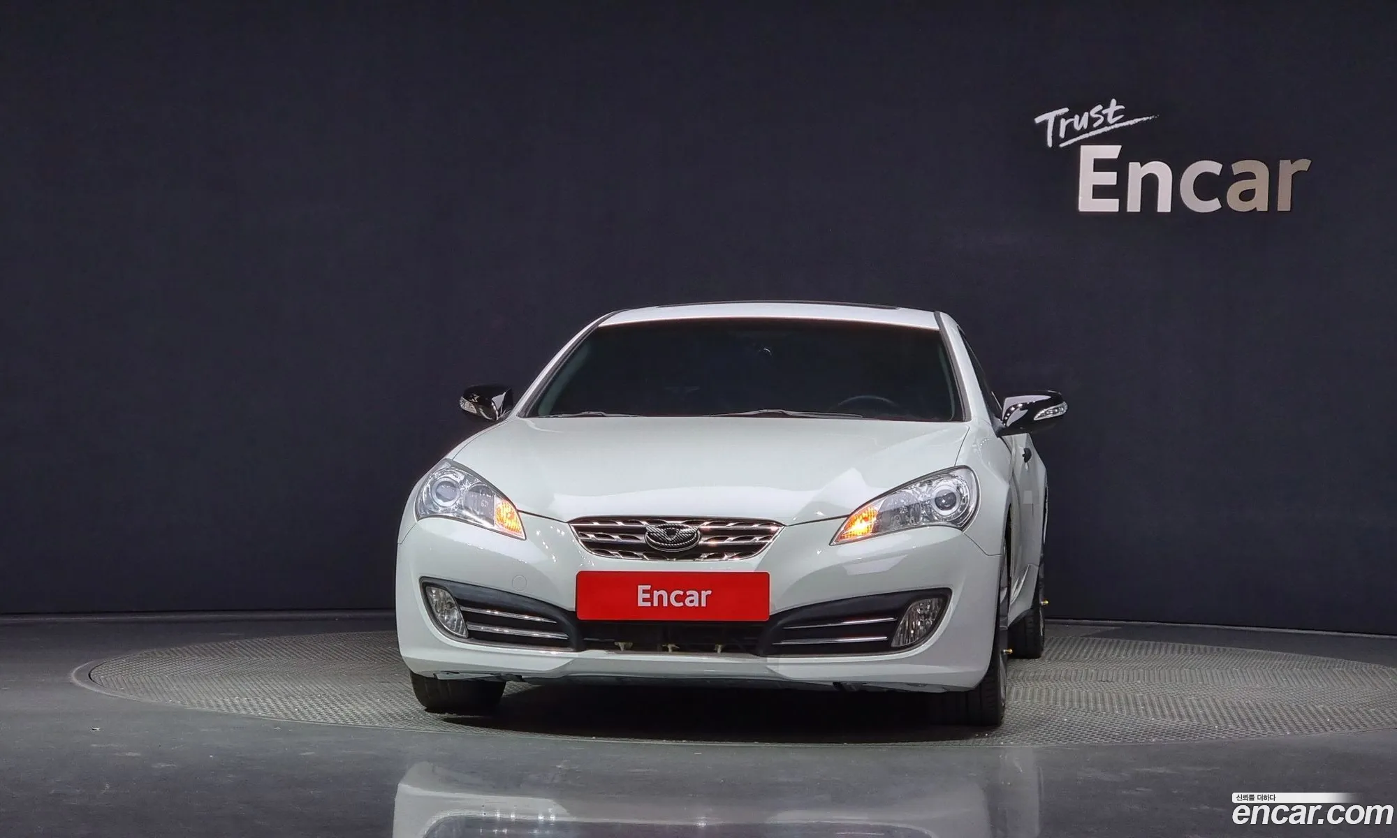 Hyundai Genesis I 200 Turbo R 2011 - фотография 11879978