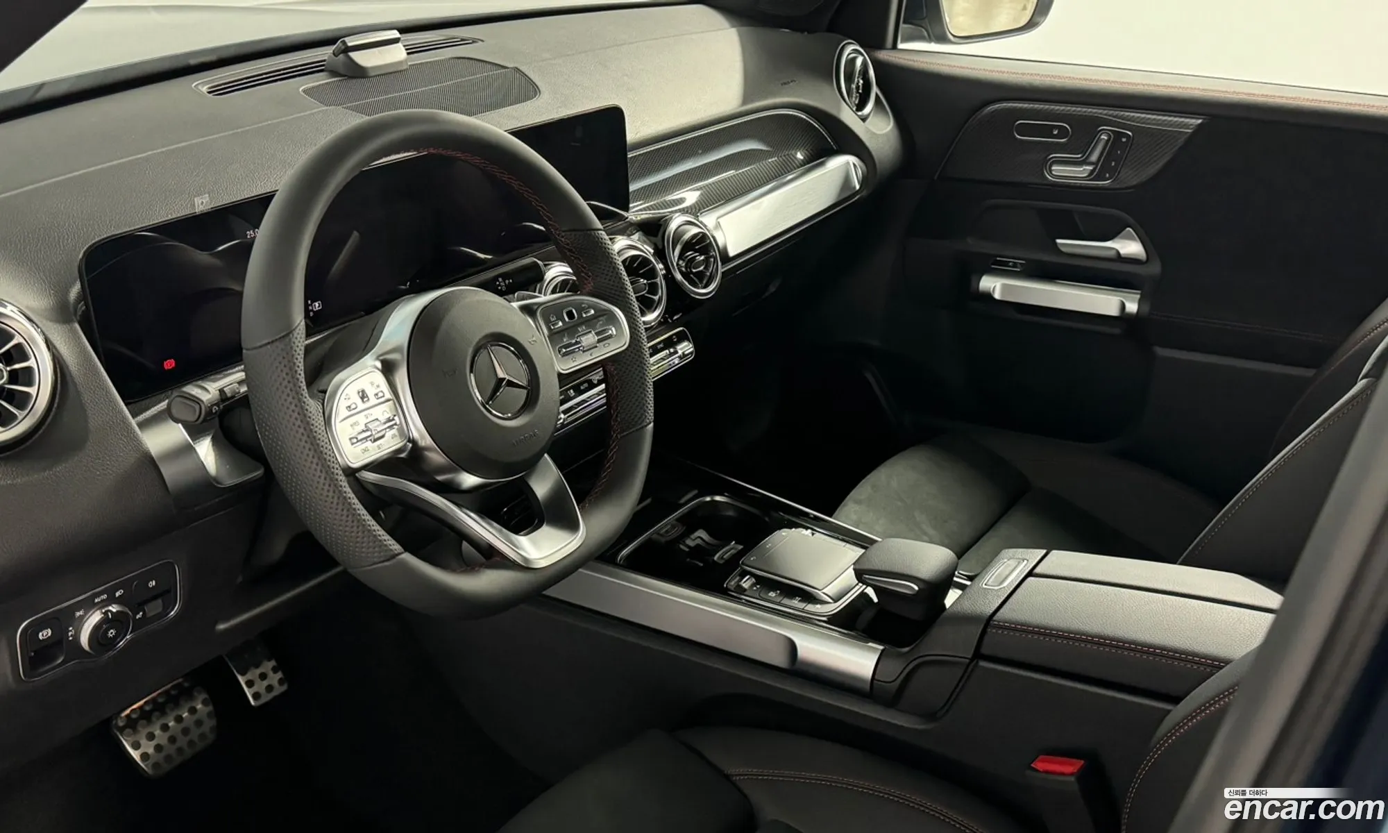 Mercedes-Benz Glb Glb250 4Matic 2023 - фотография 18936945