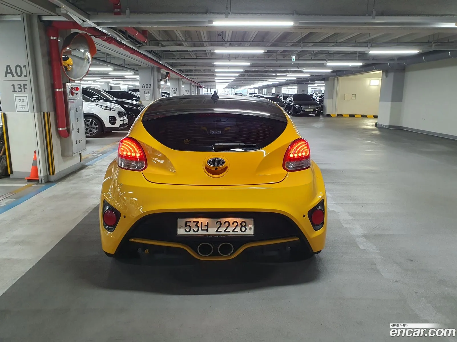 Hyundai Veloster Unique 2011 - фотография 18212331