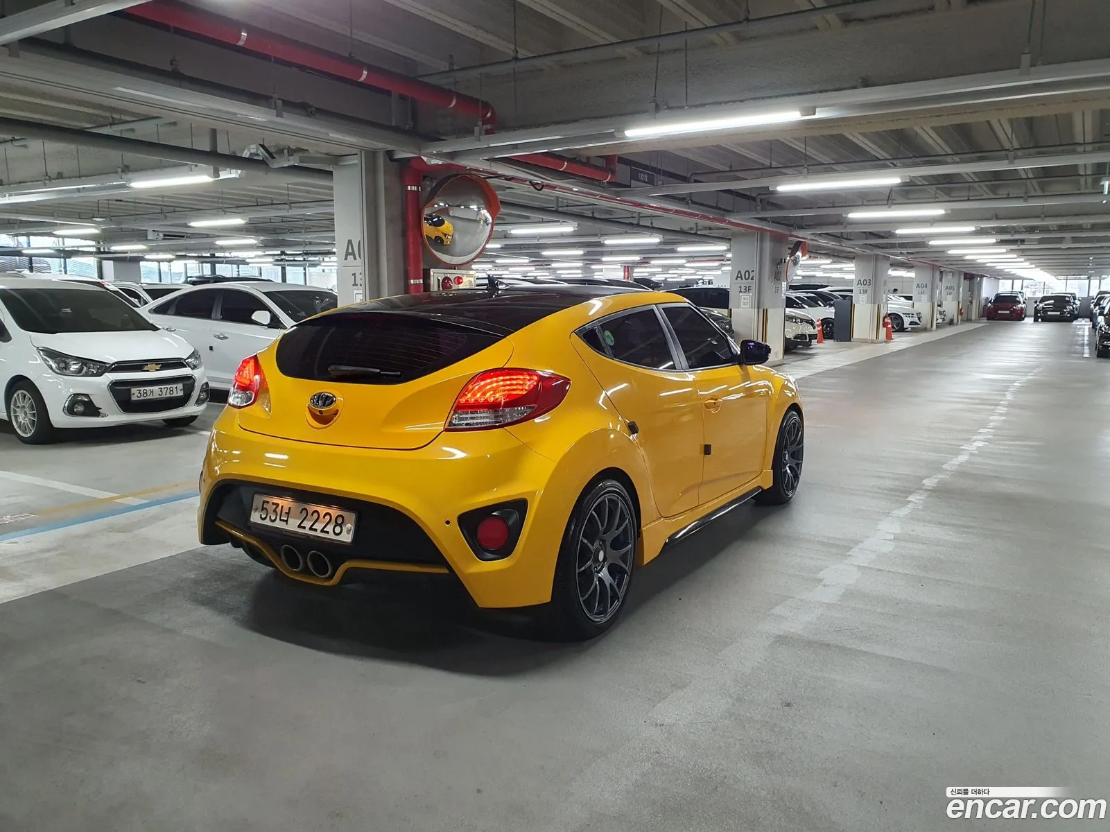 Hyundai Veloster Unique 2011 - фотография 18212332