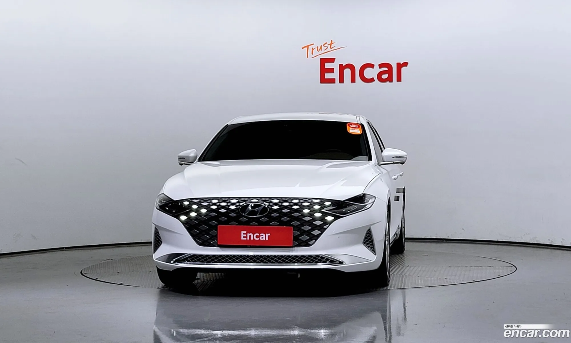 Hyundai Grandeur Vi Calligraphy 2022 - фотография 12210232