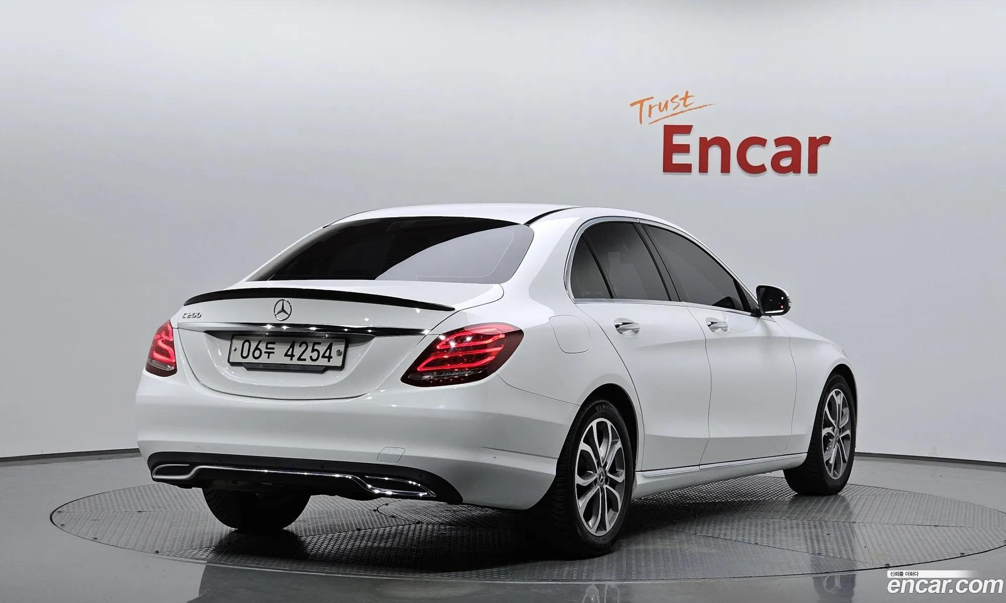 Mercedes-Benz C-Klasse Iv W205 C200 Avant Garde 2017 - фотография 12686897