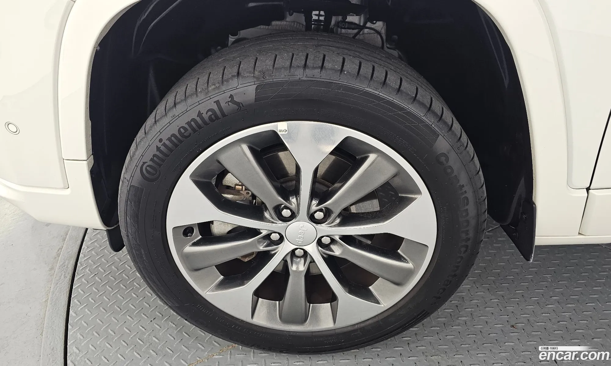 Jeep Cherokee V Kl 22 Diesel Overland 4Wd 2019 - фотография 4537760