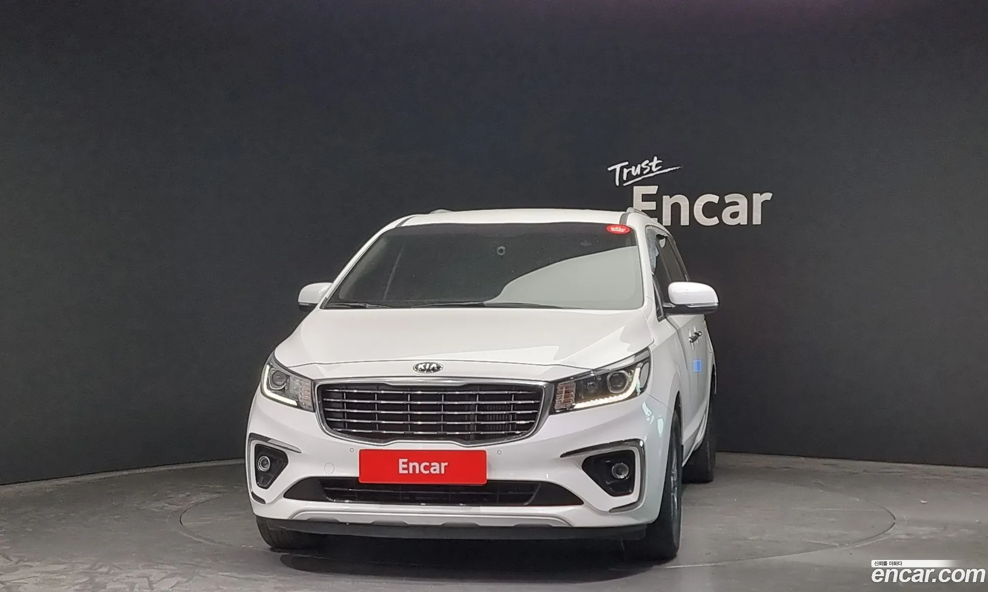 Kia Carnival Iii 9-Seater Luxury 2019 - фотография 12551833