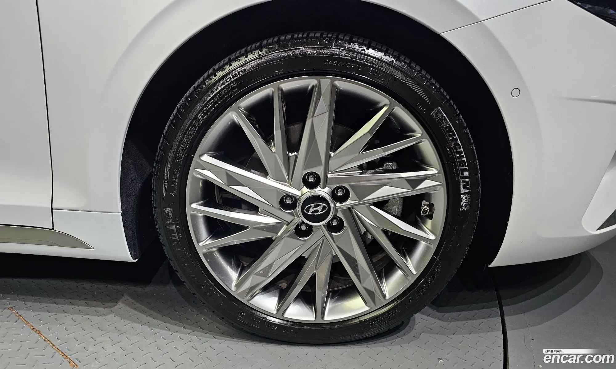 Hyundai Grandeur Vi 33 2022 - фотография 11793647