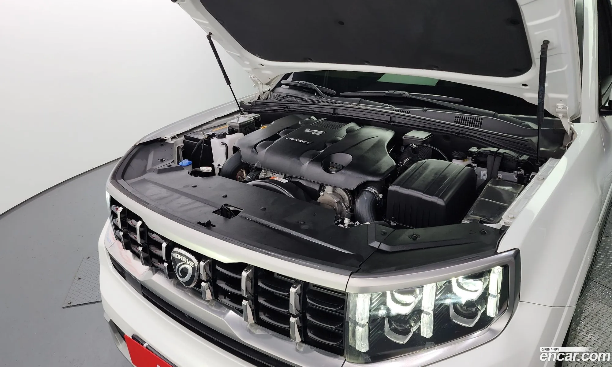 Kia Mohave Borrego I 2 Diesel 30 4Wd 6-Seater 2021 - фотография 17224050
