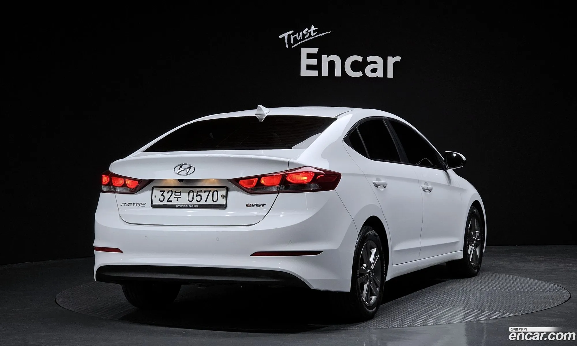 Hyundai Avante 16 E-Vgt Smart 2016 - фотография 11430628