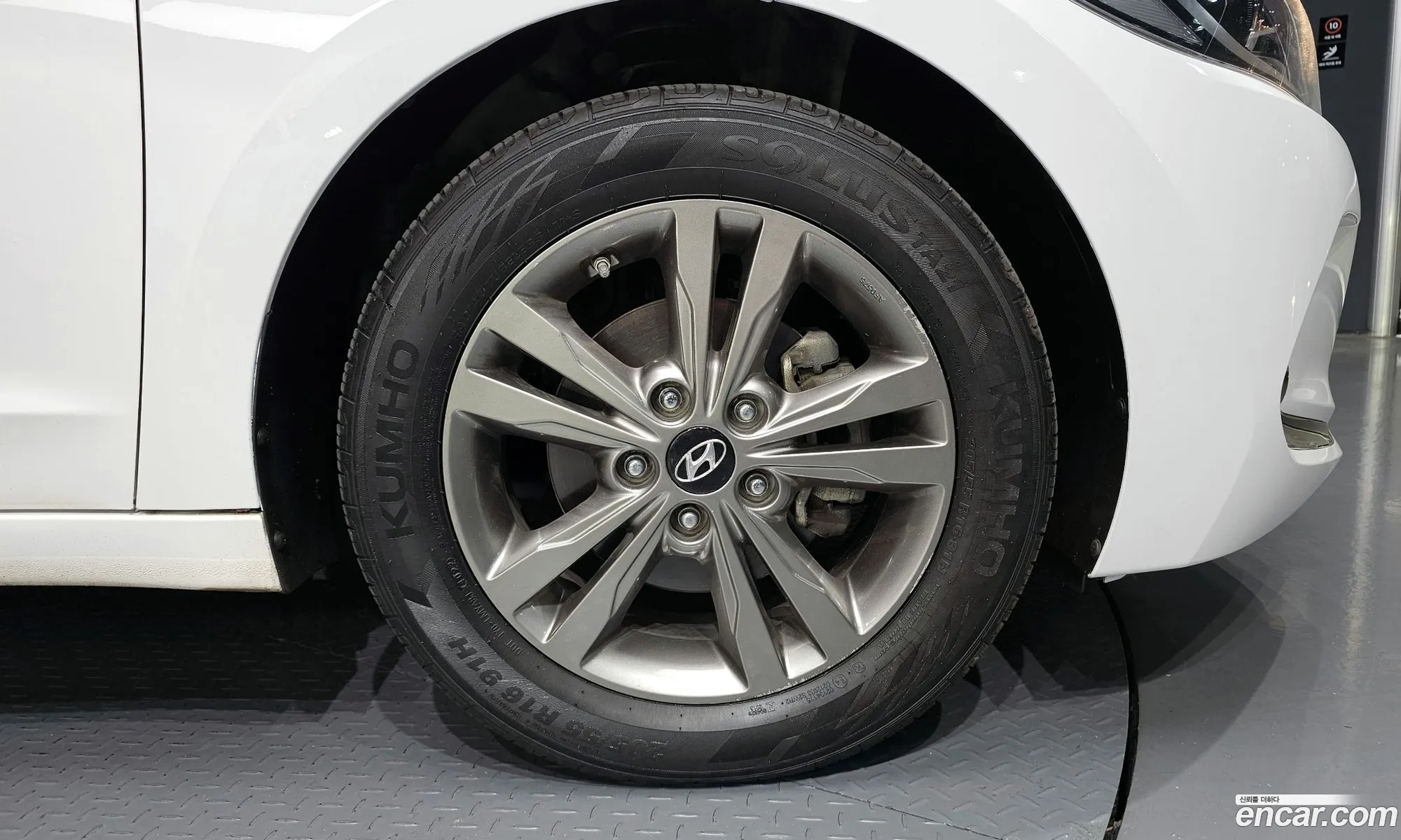 Hyundai Avante 16 E-Vgt Smart 2016 - фотография 11430631