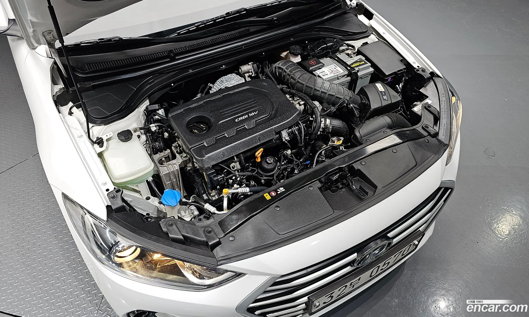 Hyundai Avante 16 E-Vgt Smart 2016 - фотография 11430632