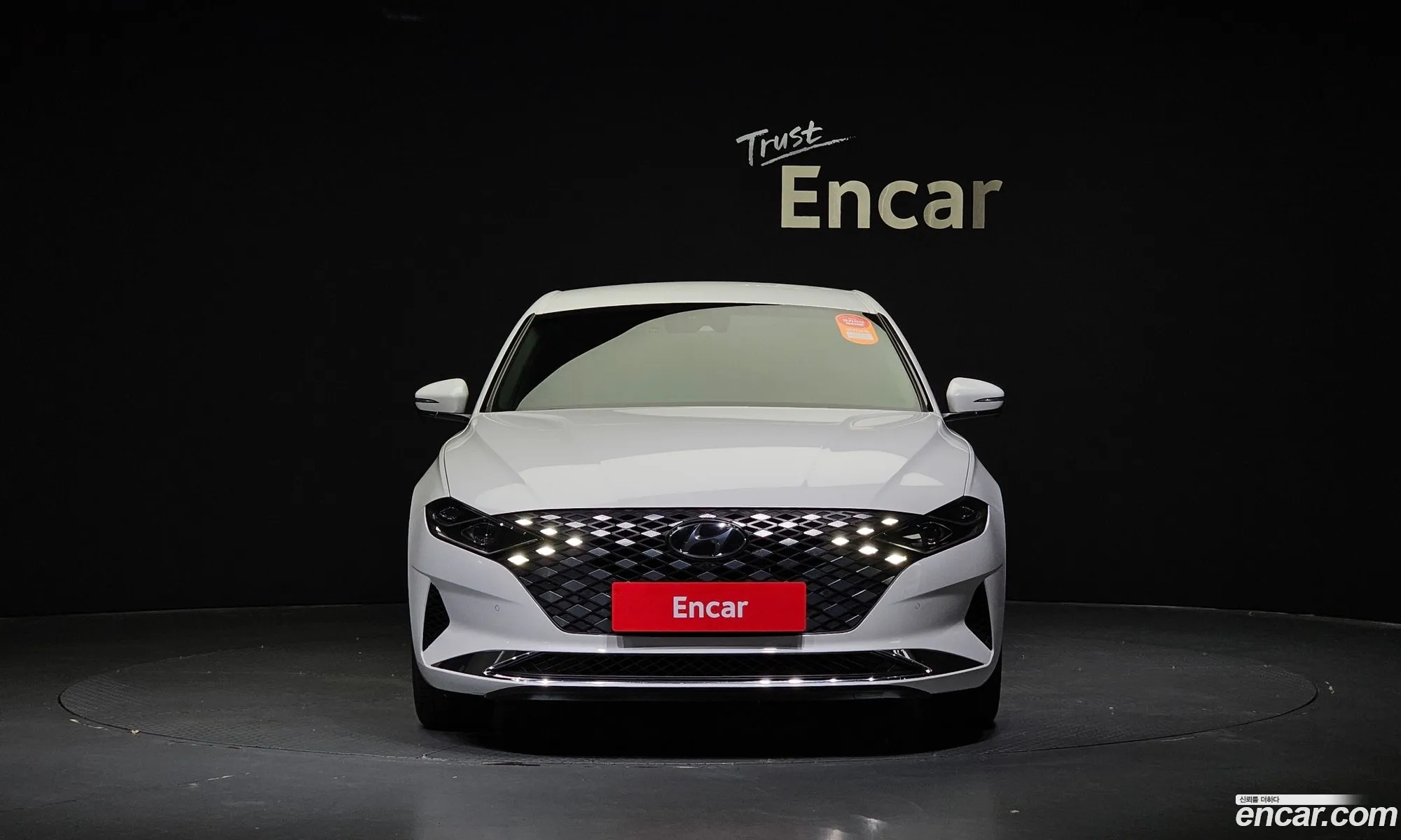 Hyundai Grandeur Vi 25 2021 - фотография 12480560