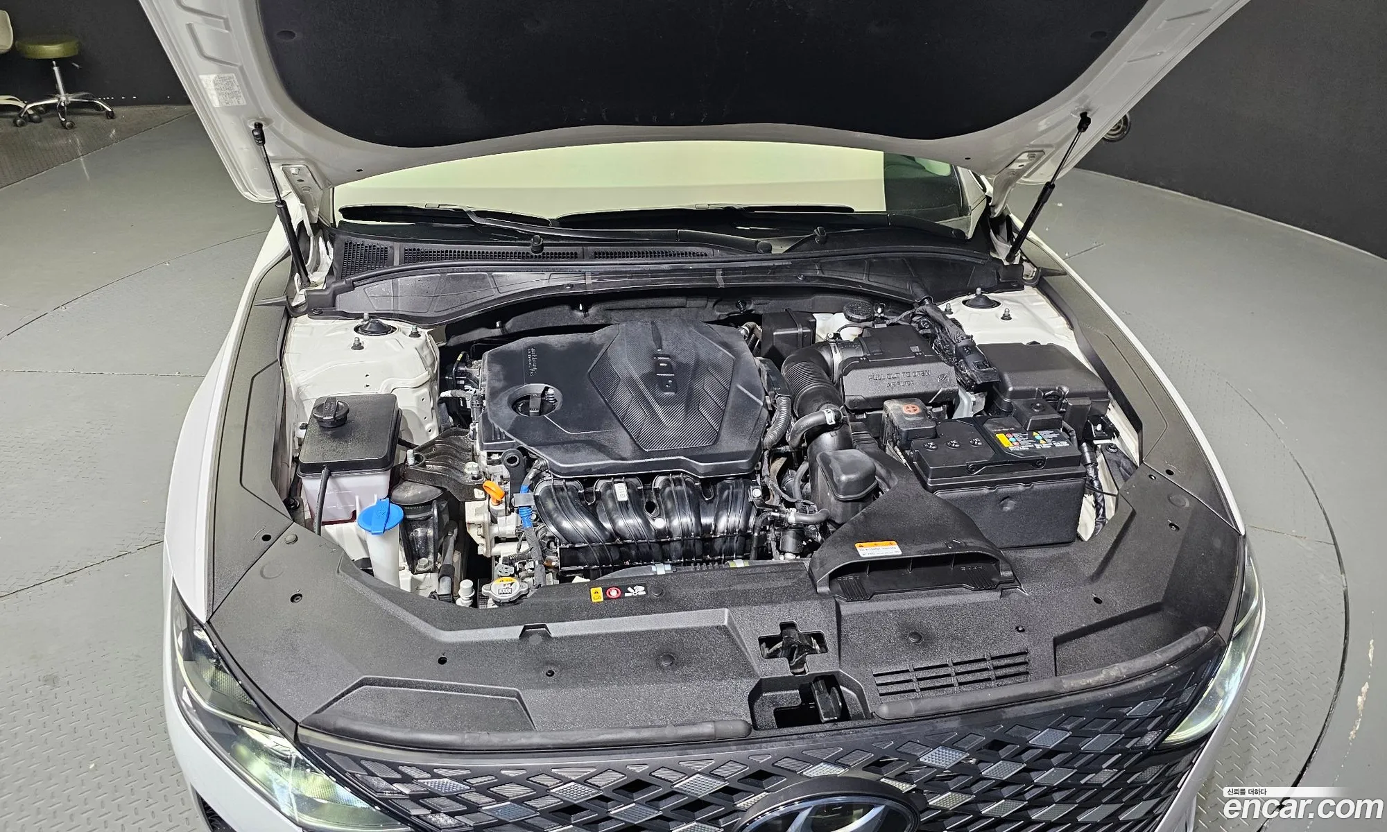 Hyundai Grandeur Vi 25 2021 - фотография 12480563