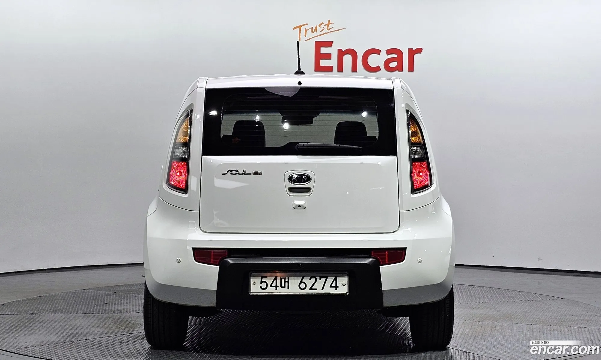 Kia Soul I 16 2U 2010 - фотография 17507994