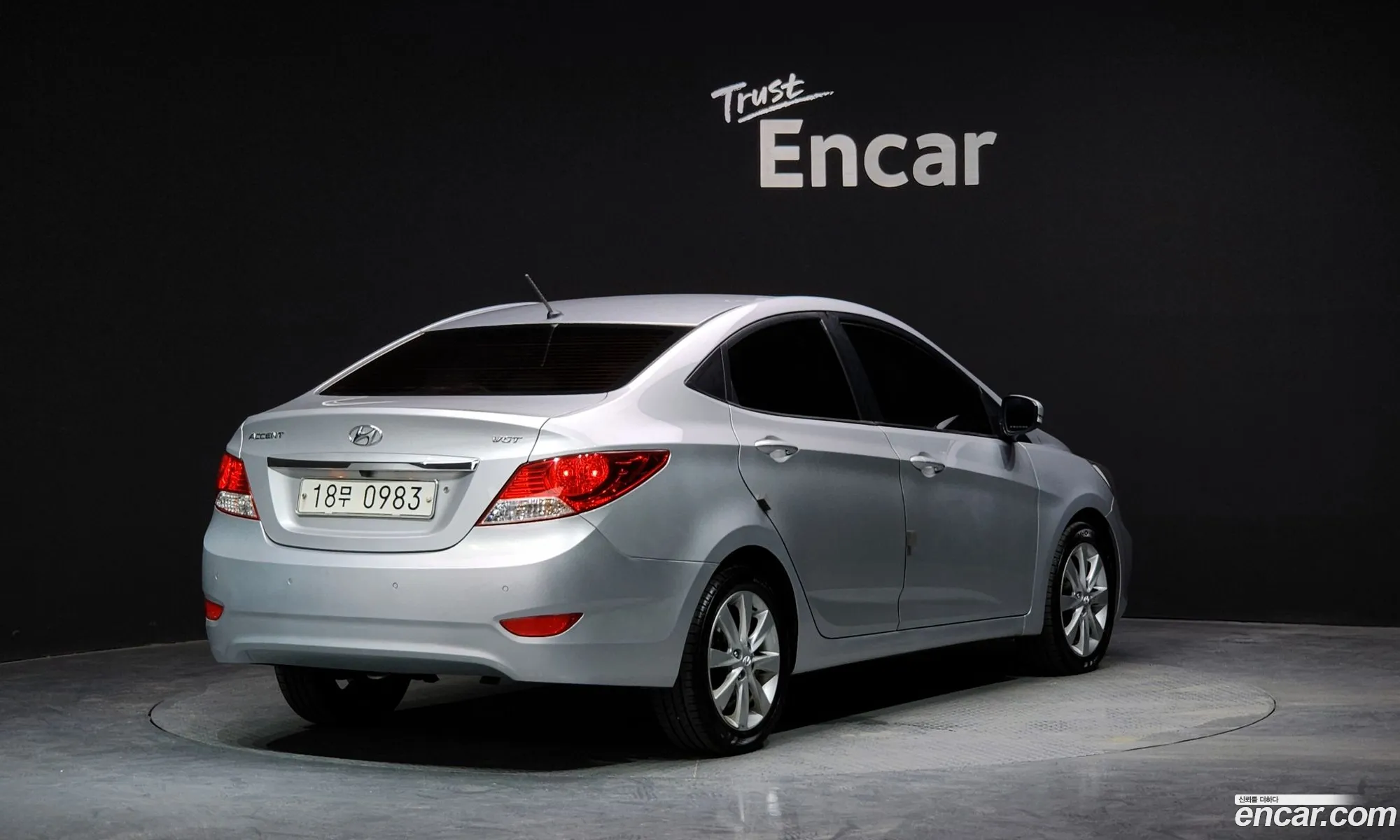 Hyundai Accent Diesel 16 Vgt Premier 2012 - фотография 19735236