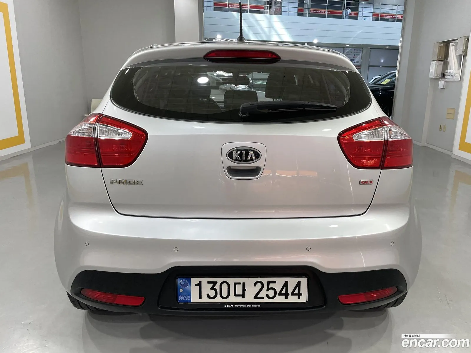 Kia Pride Iii 16 Gdi Hatchback 2012 - фотография 19386445