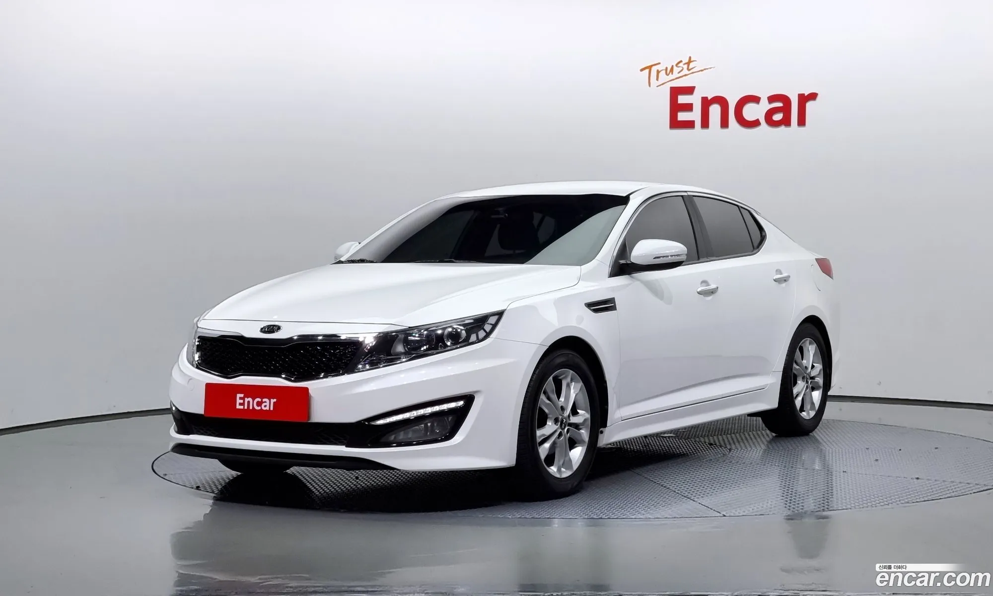 Kia K5 I 20 Prestige 2011 - фотография 15713442