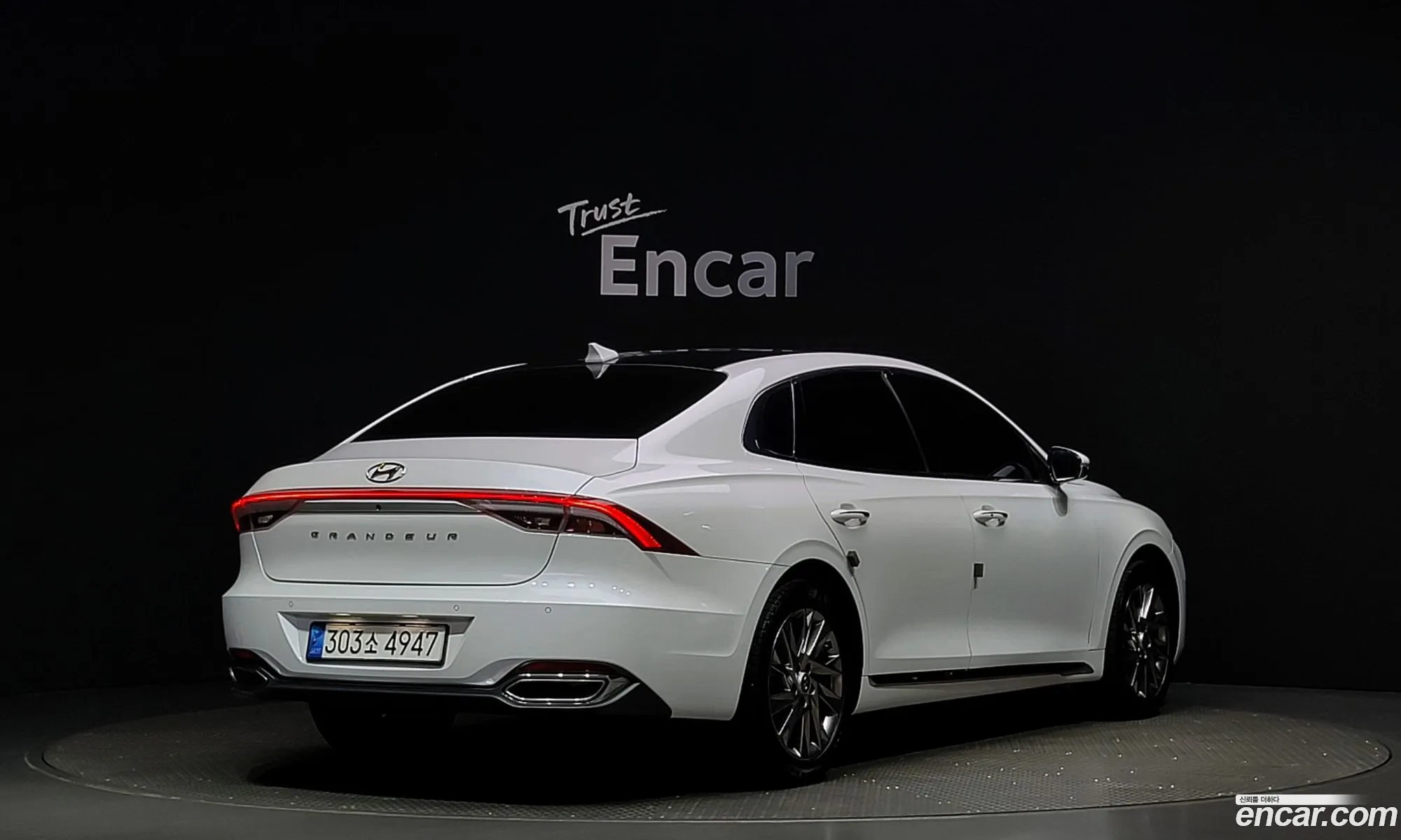 Hyundai Grandeur Vi 30 Lpi Taxi Type 2022 - фотография 11577418
