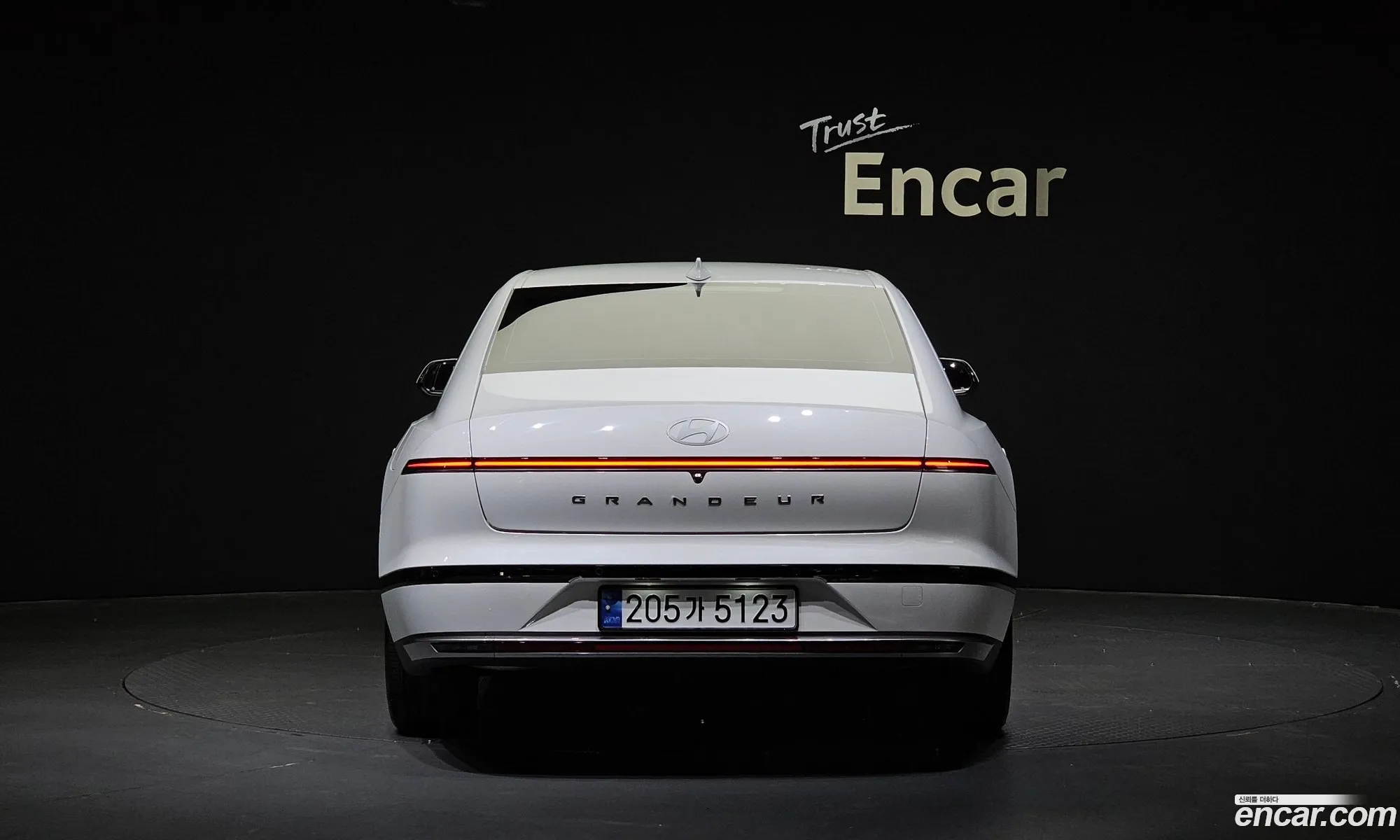 Hyundai Grandeur Hybrid Gn7 Exclusive - фотография 12514362