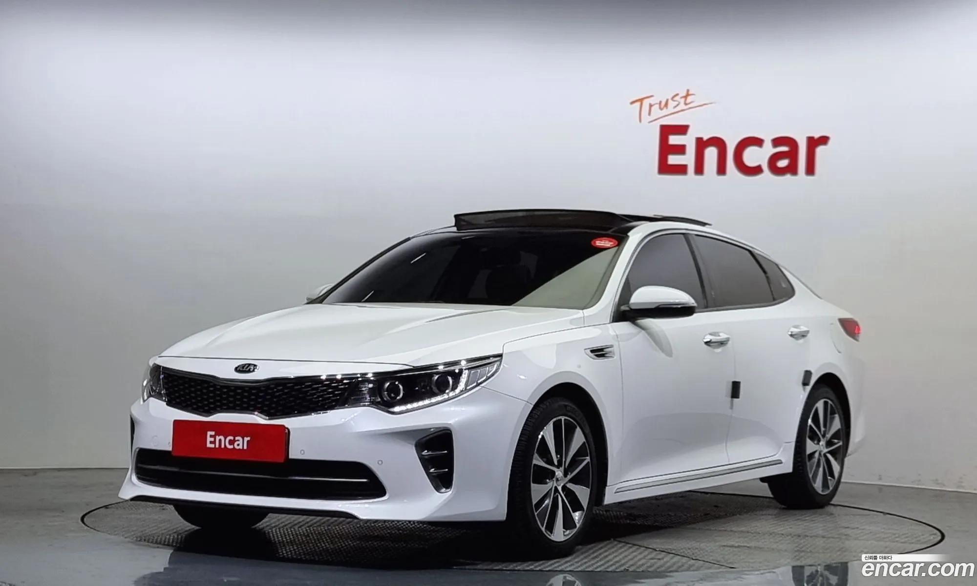 Kia K5 Ii 20Sx 2016 - фотография 17561677