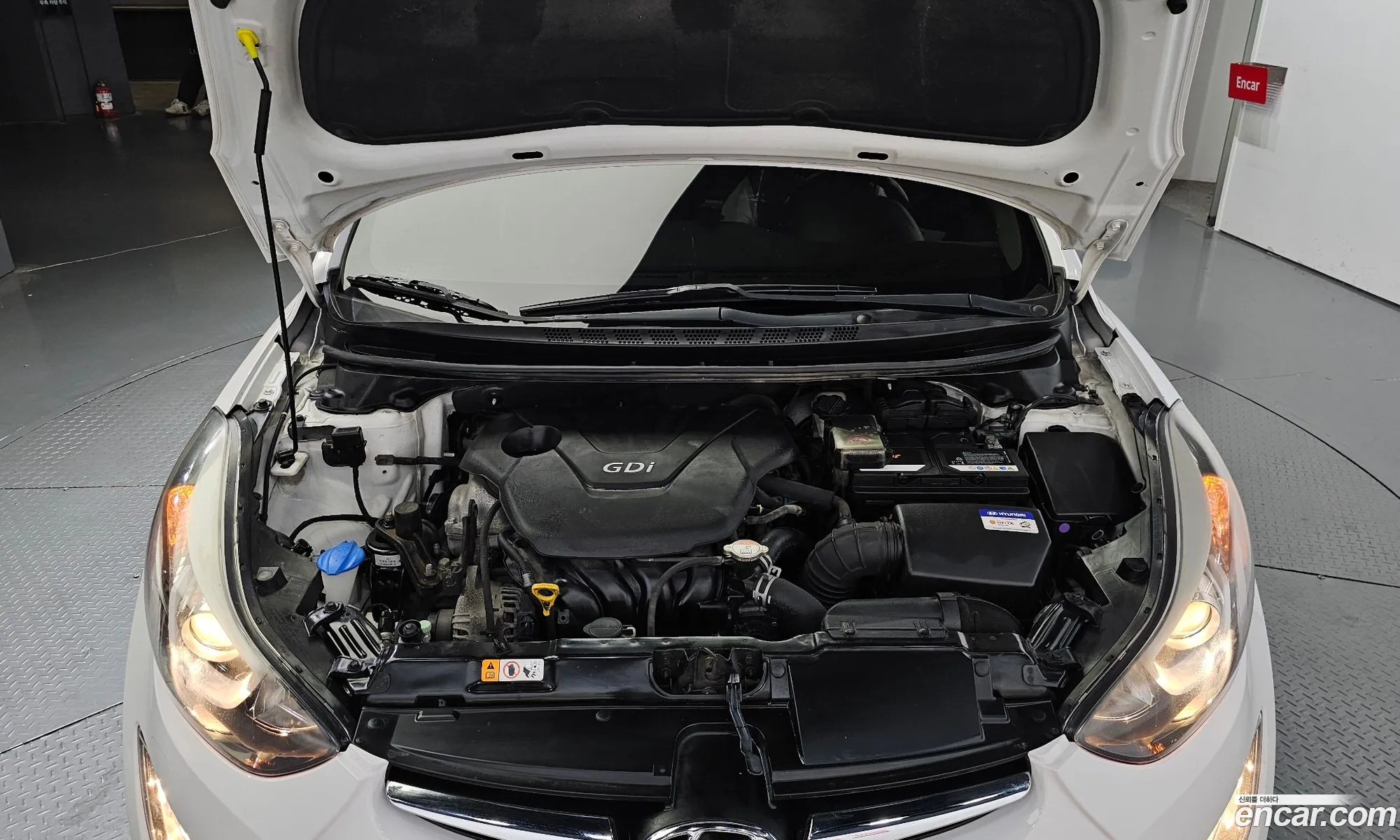 Hyundai Avante 16 Gdi Smart 2015 - фотография 12067107