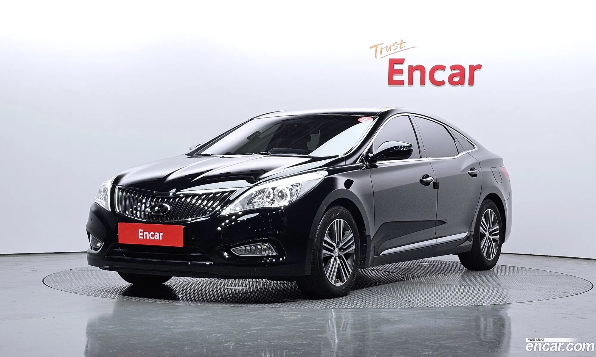 Hyundai Grandeur V Hg240 Modern 2014 - фотография 17915830