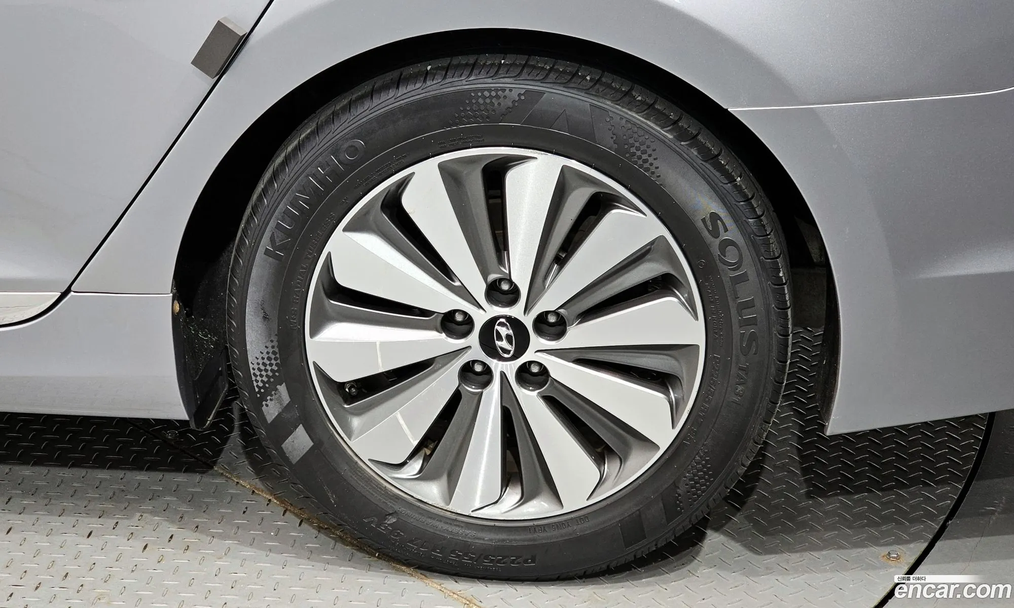 Hyundai Grandeur Premium 2016 - фотография 14848209