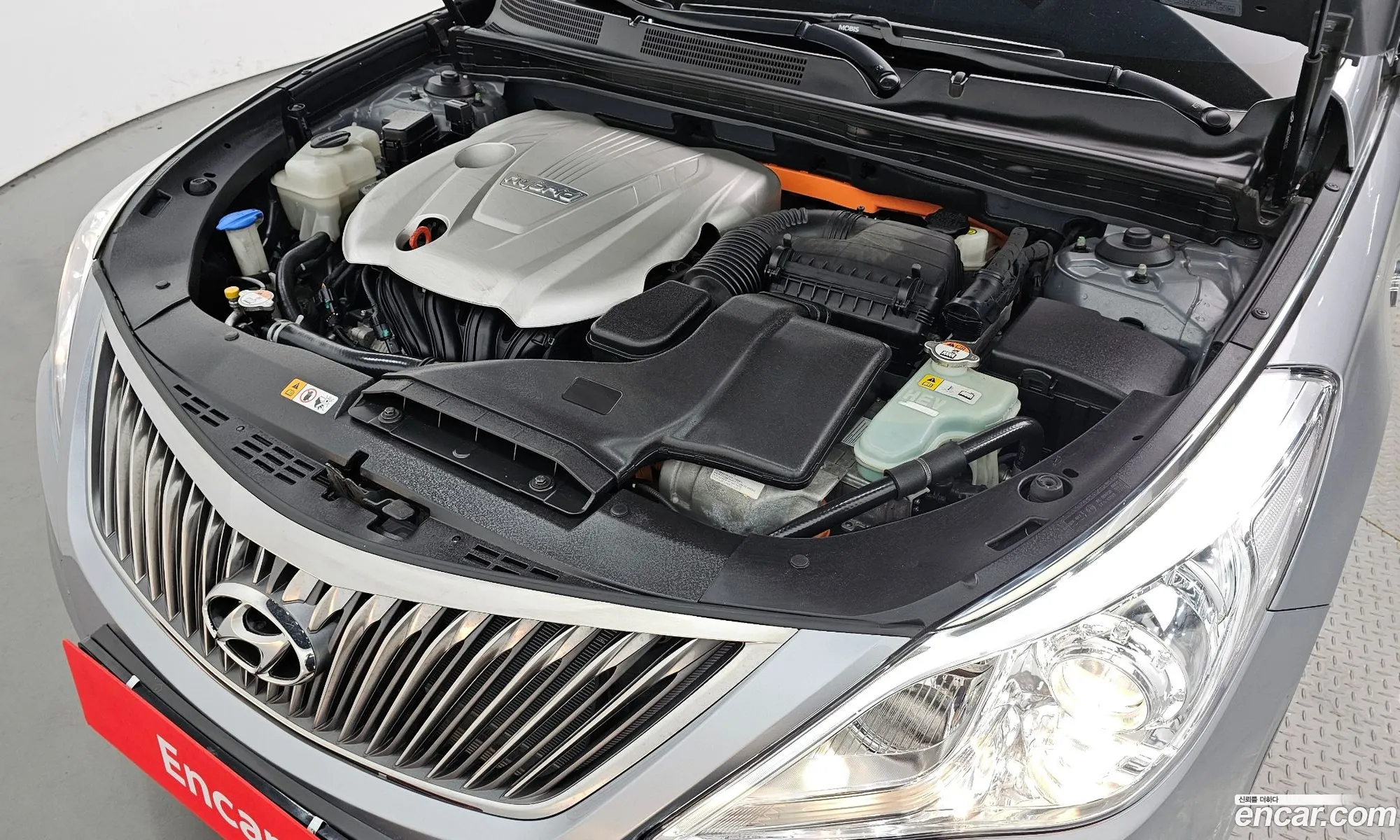 Hyundai Grandeur Premium 2016 - фотография 14848210