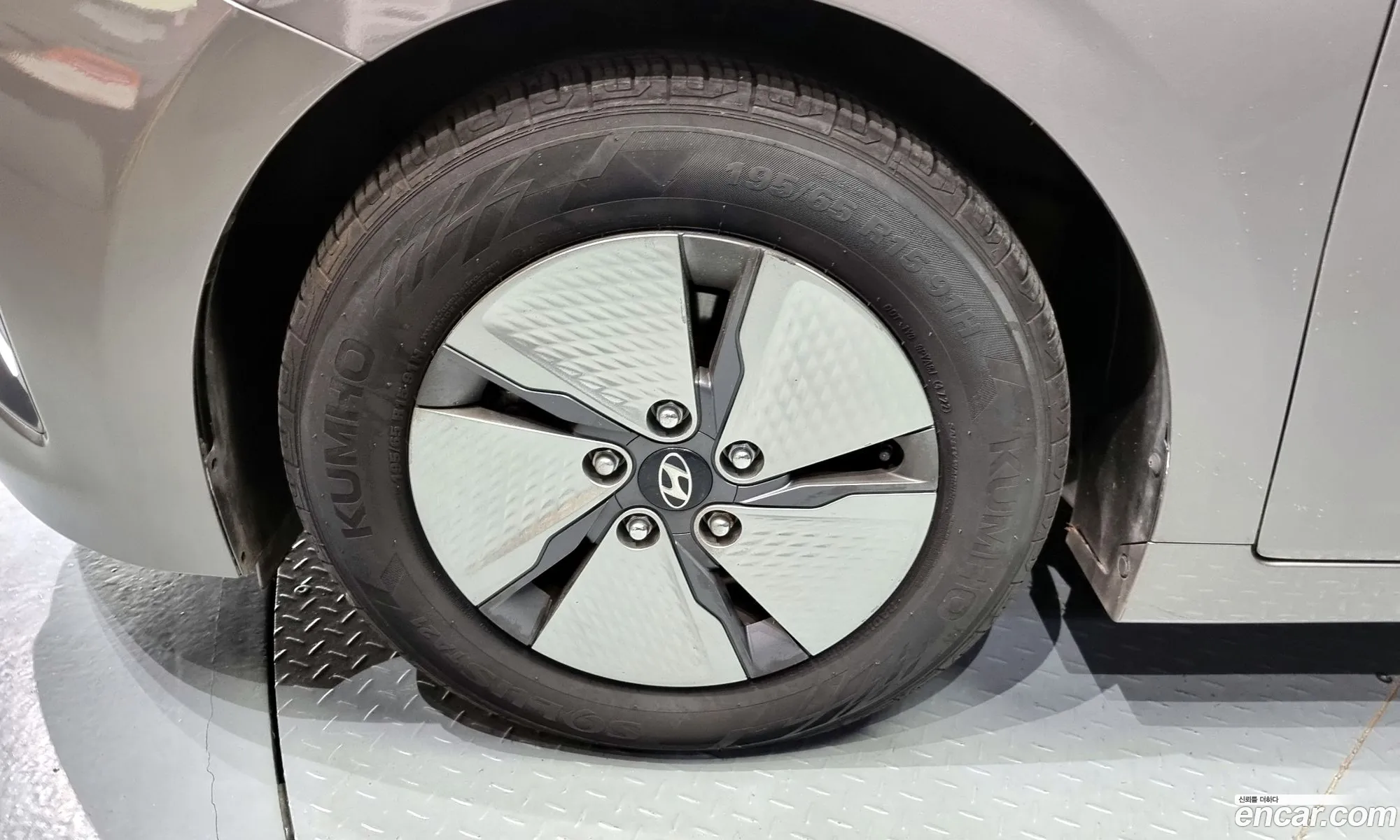 Hyundai Ioniq Ioniq 16 Hev 2020 - фотография 16920060