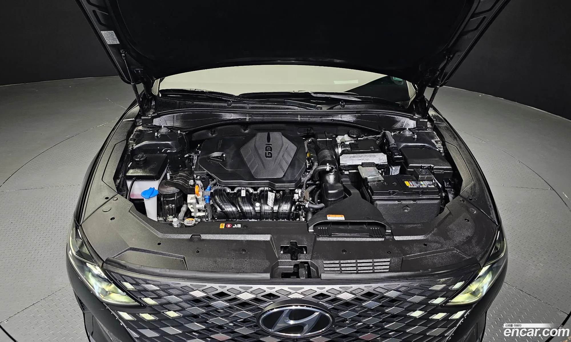 Hyundai Grandeur 25 2023 - фотография 12497321