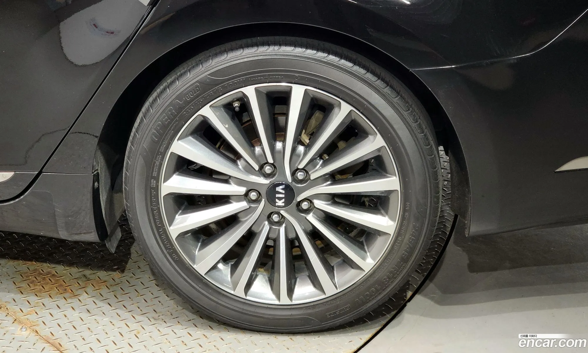 Kia K7 Vg Ii 24 Gdi Limited 2018 - фотография 11301938