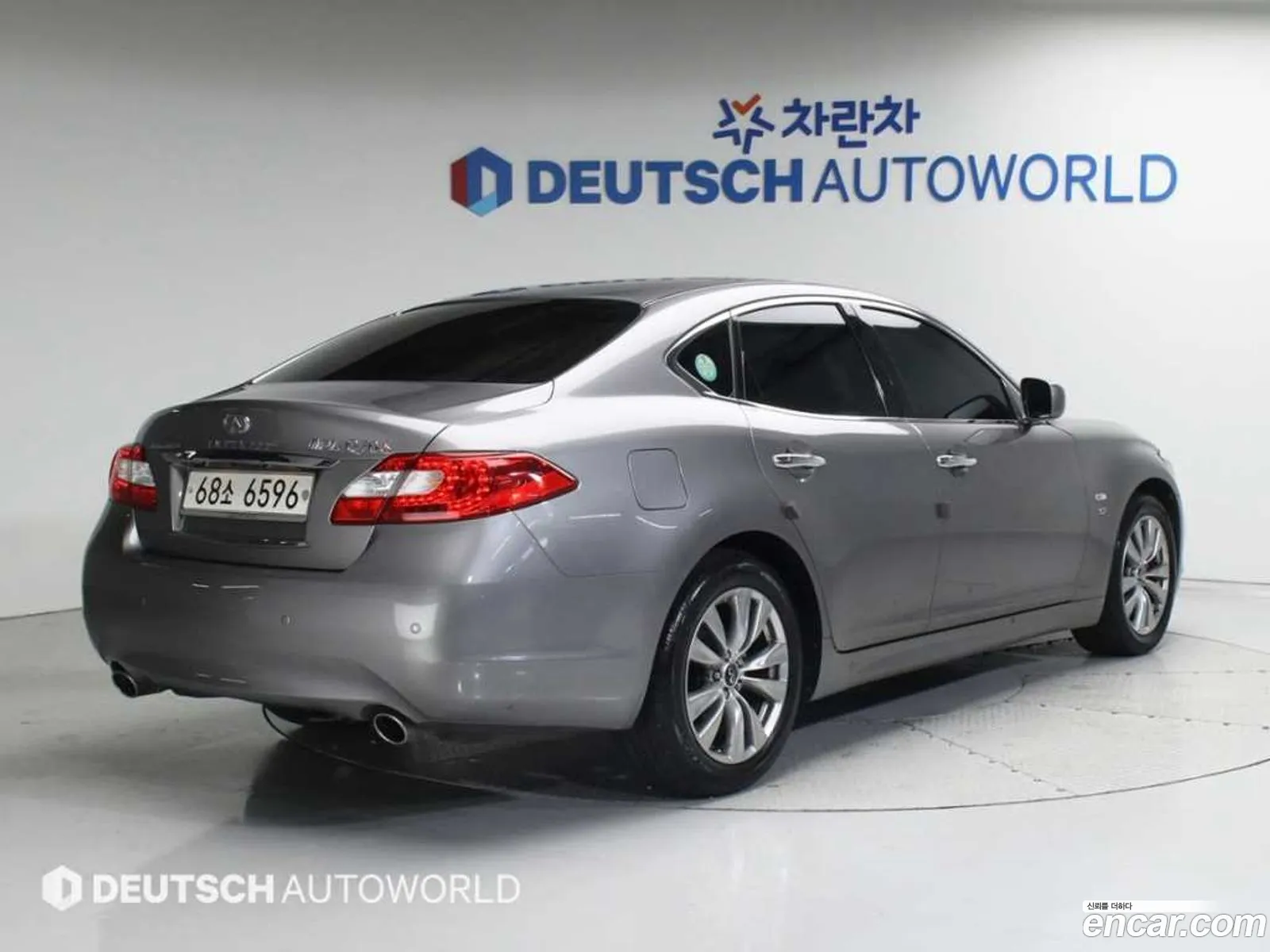 Infiniti Q70 I 37 Style 2014 - фотография 3795177