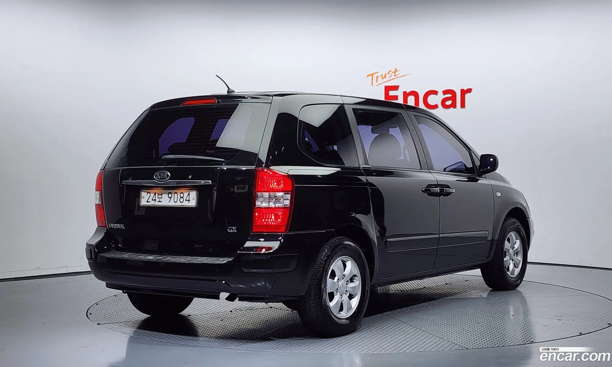 Kia Carnival Ii 9-Seater Lpi Gx 2008 - фотография 12516142