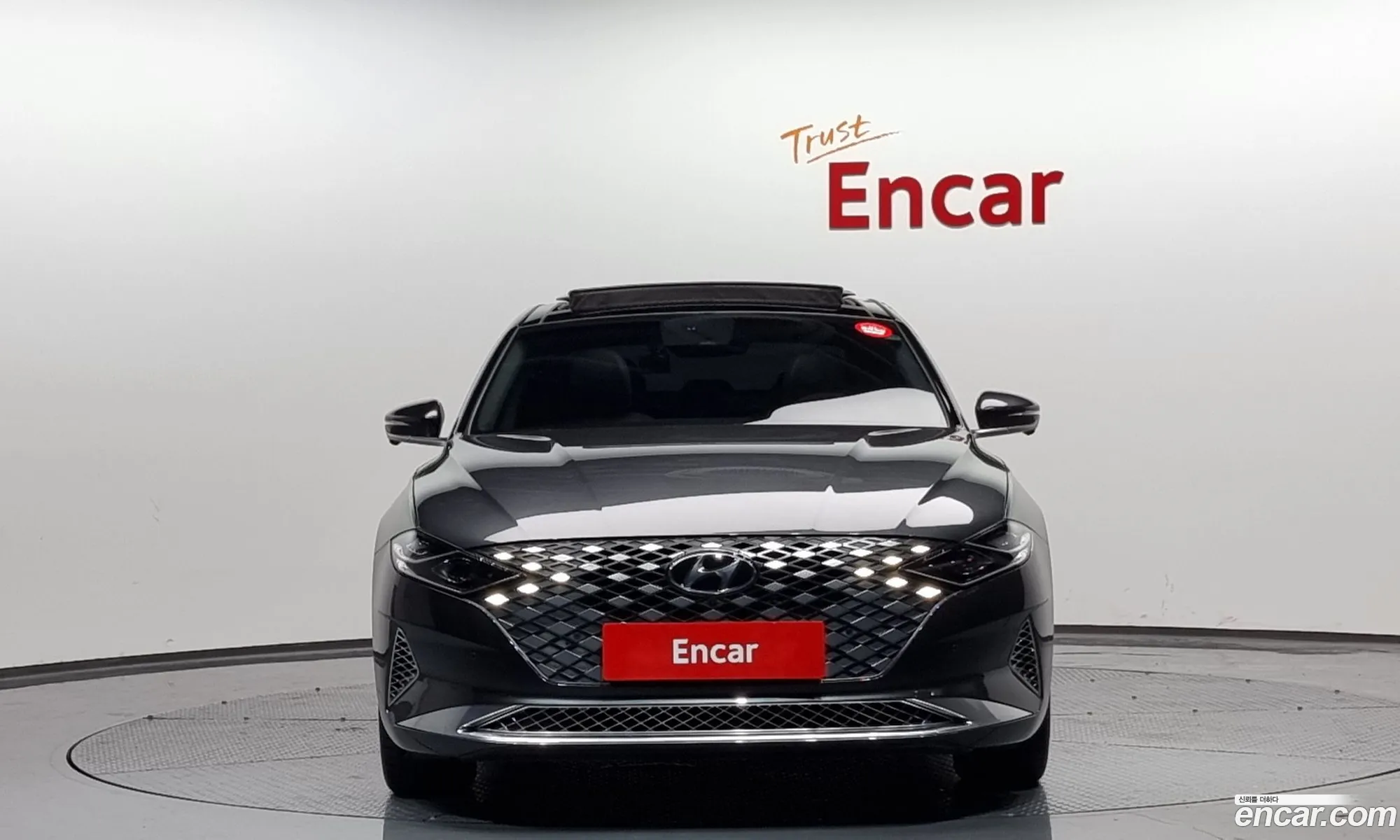Hyundai Grandeur Vi Calligraphy 2021 - фотография 11612815