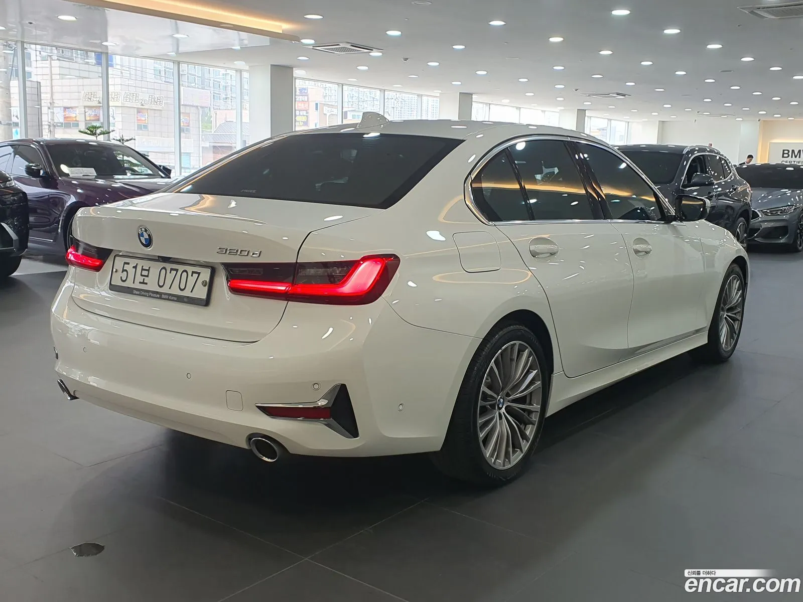 BMW 3Er 320D Luxury 2019 - фотография 14898679