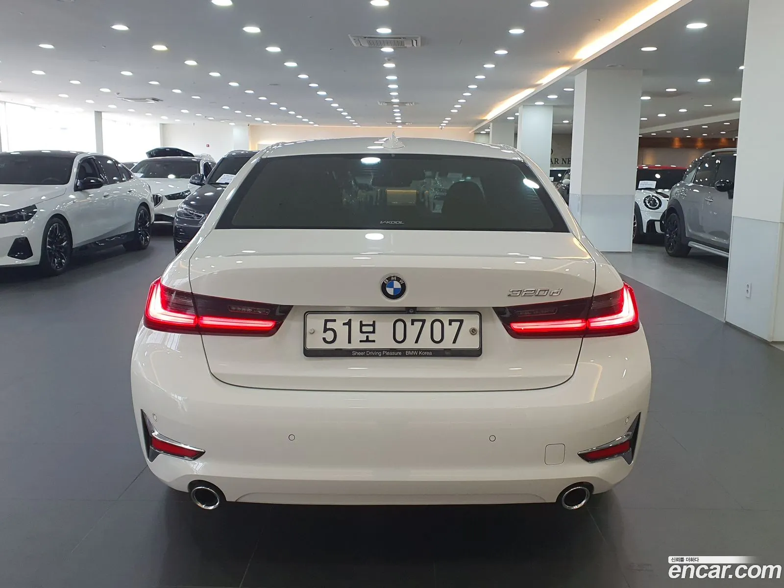 BMW 3Er 320D Luxury 2019 - фотография 14898681