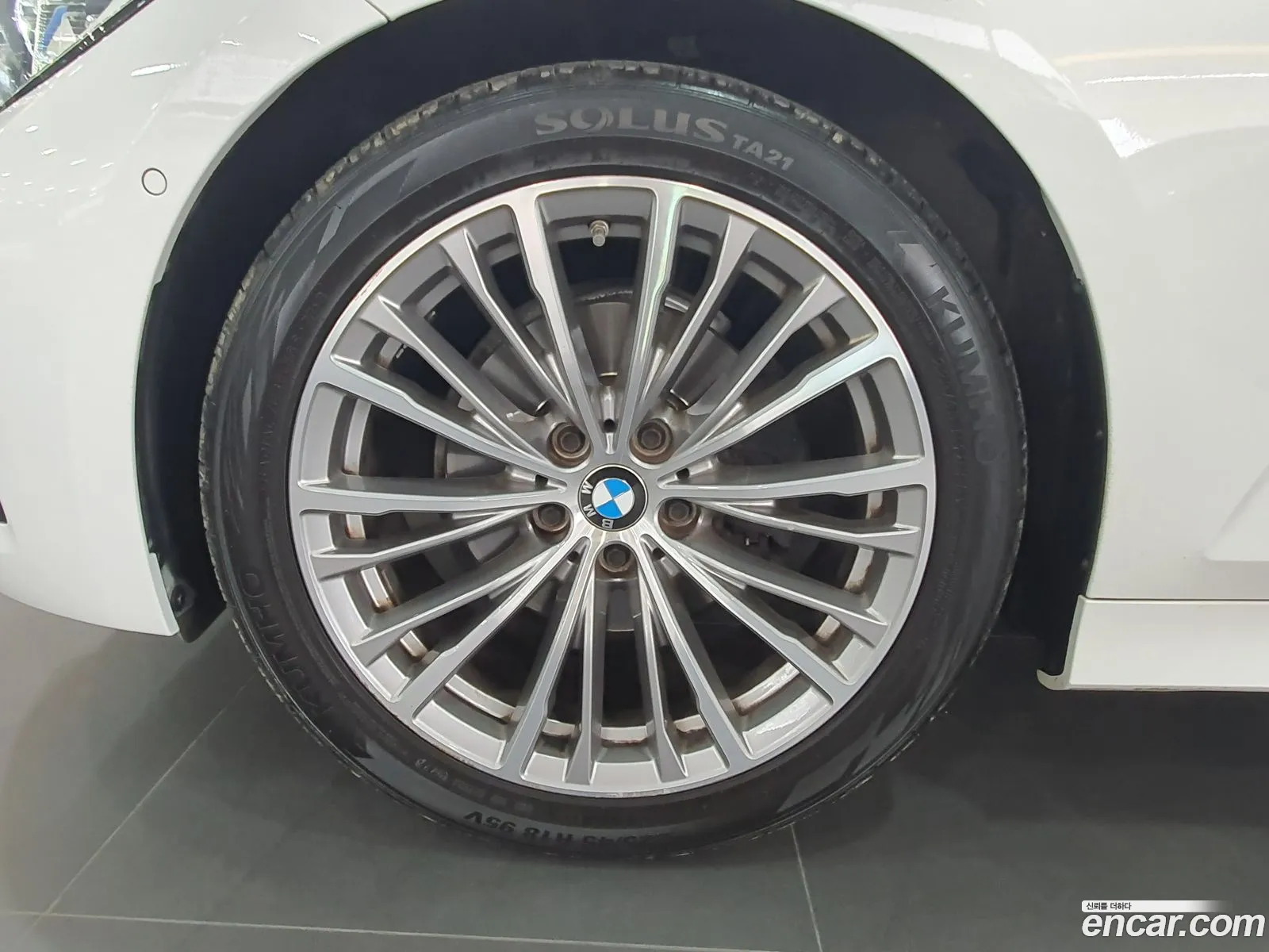 BMW 3Er 320D Luxury 2019 - фотография 14898682