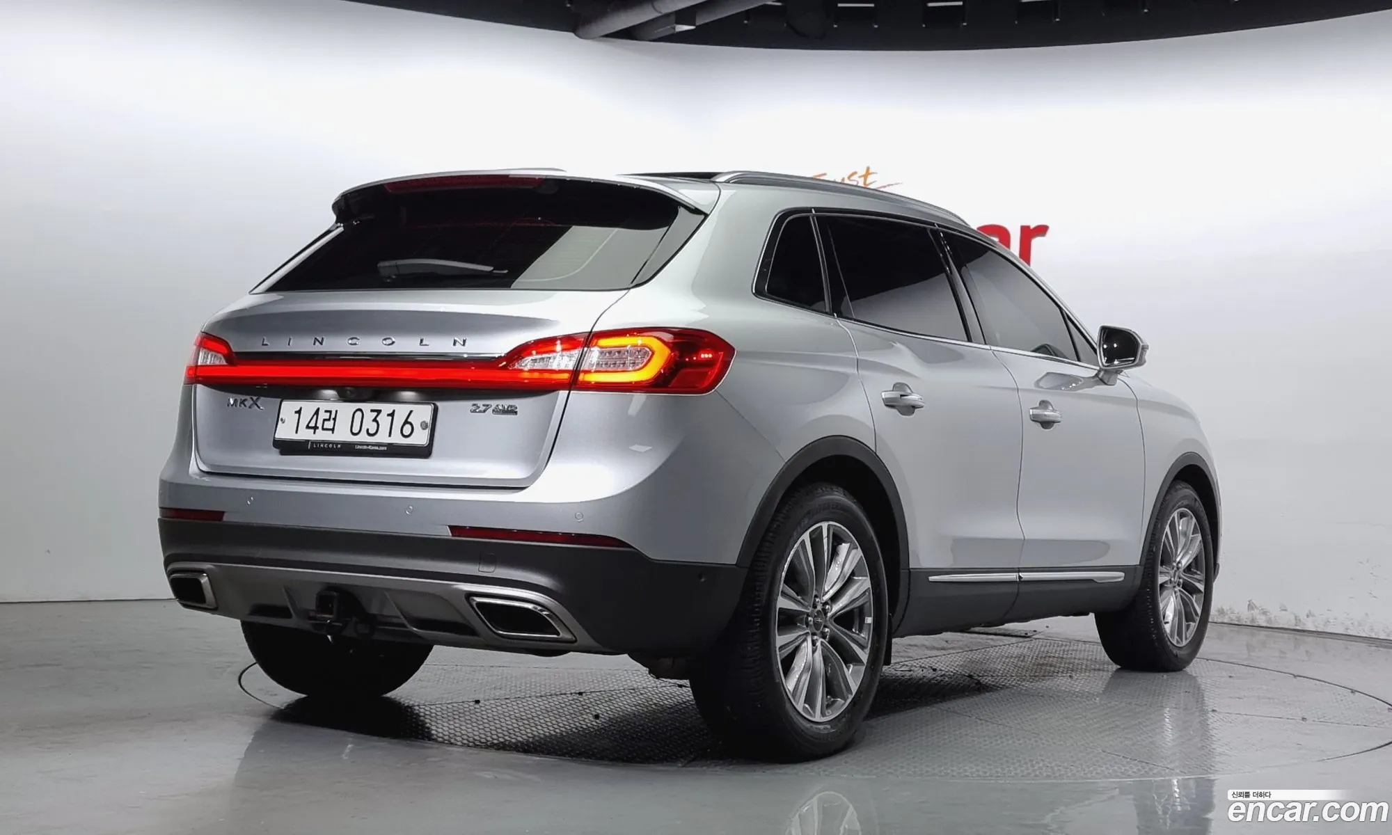 Lincoln Mkx Ii 27 Awd 2016 - фотография 14455932