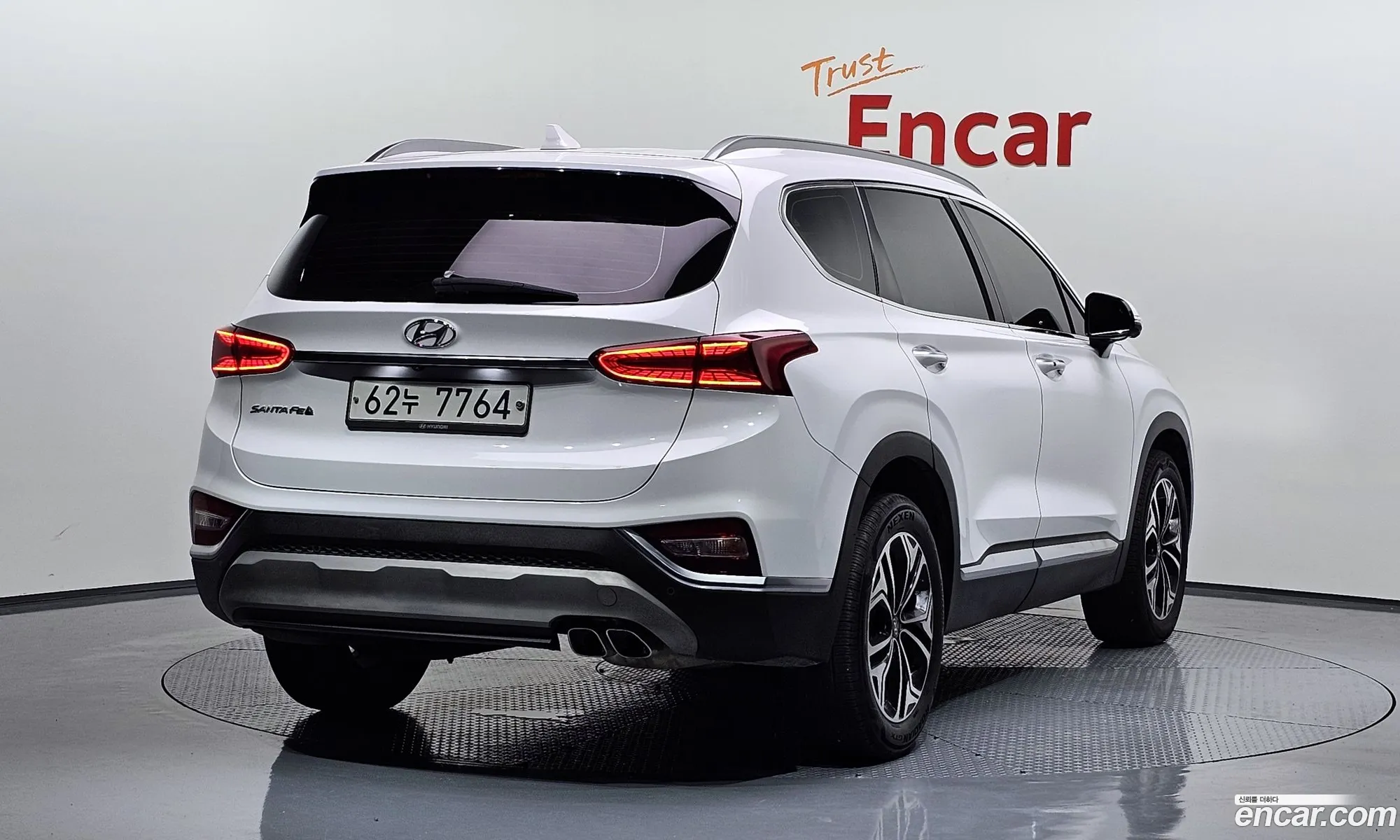 Hyundai Santa Fe Iv Diesel 20 2Wd 2019 - фотография 18419048