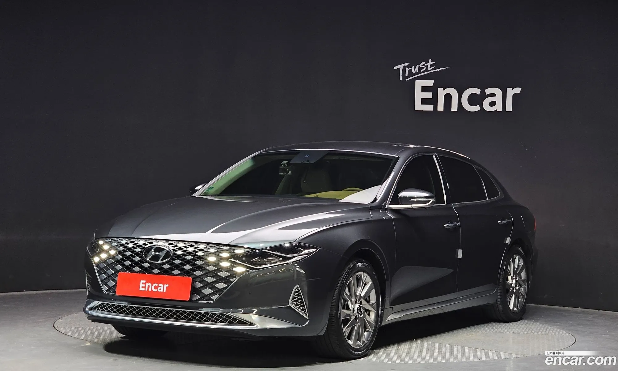 Hyundai Grandeur Vi Calligraphy 2021 - фотография 12351083